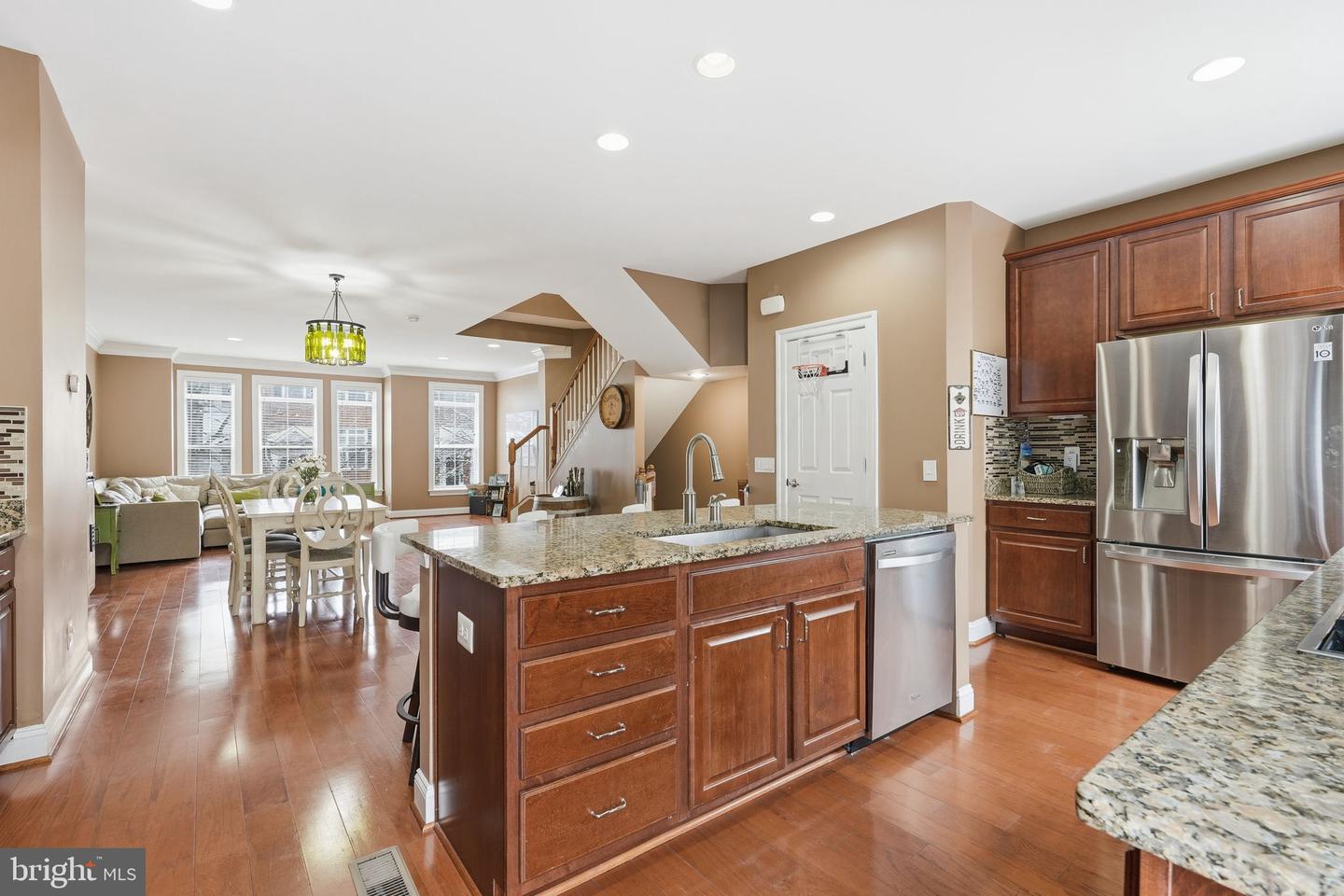 9522 CANONBURY SQ, FAIRFAX, Virginia 22031, 3 Bedrooms Bedrooms, ,2 BathroomsBathrooms,Residential,For sale,9522 CANONBURY SQ,VAFX2291990 MLS # VAFX2291990 9522 CANONBURY SQ, FAIRFAX, Virginia 22031, 3 Bedrooms Bedrooms, ,2 BathroomsBathrooms,Residential,For sale,9522 CANONBURY SQ,VAFX2291990 MLS # VAFX2291990