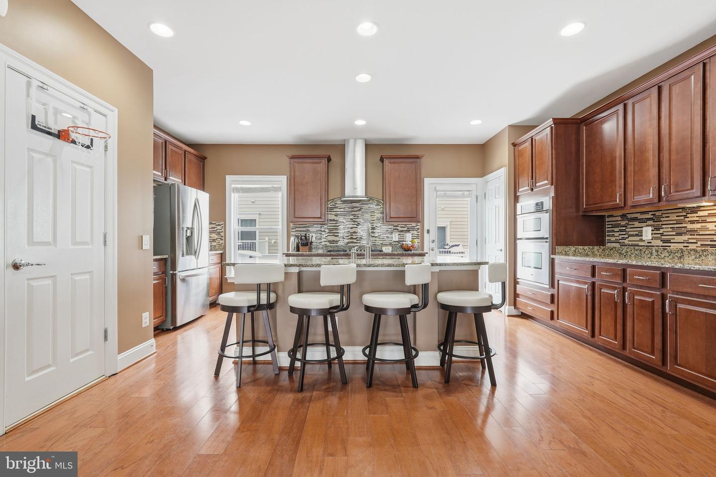 9522 CANONBURY SQ, FAIRFAX, Virginia 22031, 3 Bedrooms Bedrooms, ,2 BathroomsBathrooms,Residential,For sale,9522 CANONBURY SQ,VAFX2291990 MLS # VAFX2291990 9522 CANONBURY SQ, FAIRFAX, Virginia 22031, 3 Bedrooms Bedrooms, ,2 BathroomsBathrooms,Residential,For sale,9522 CANONBURY SQ,VAFX2291990 MLS # VAFX2291990