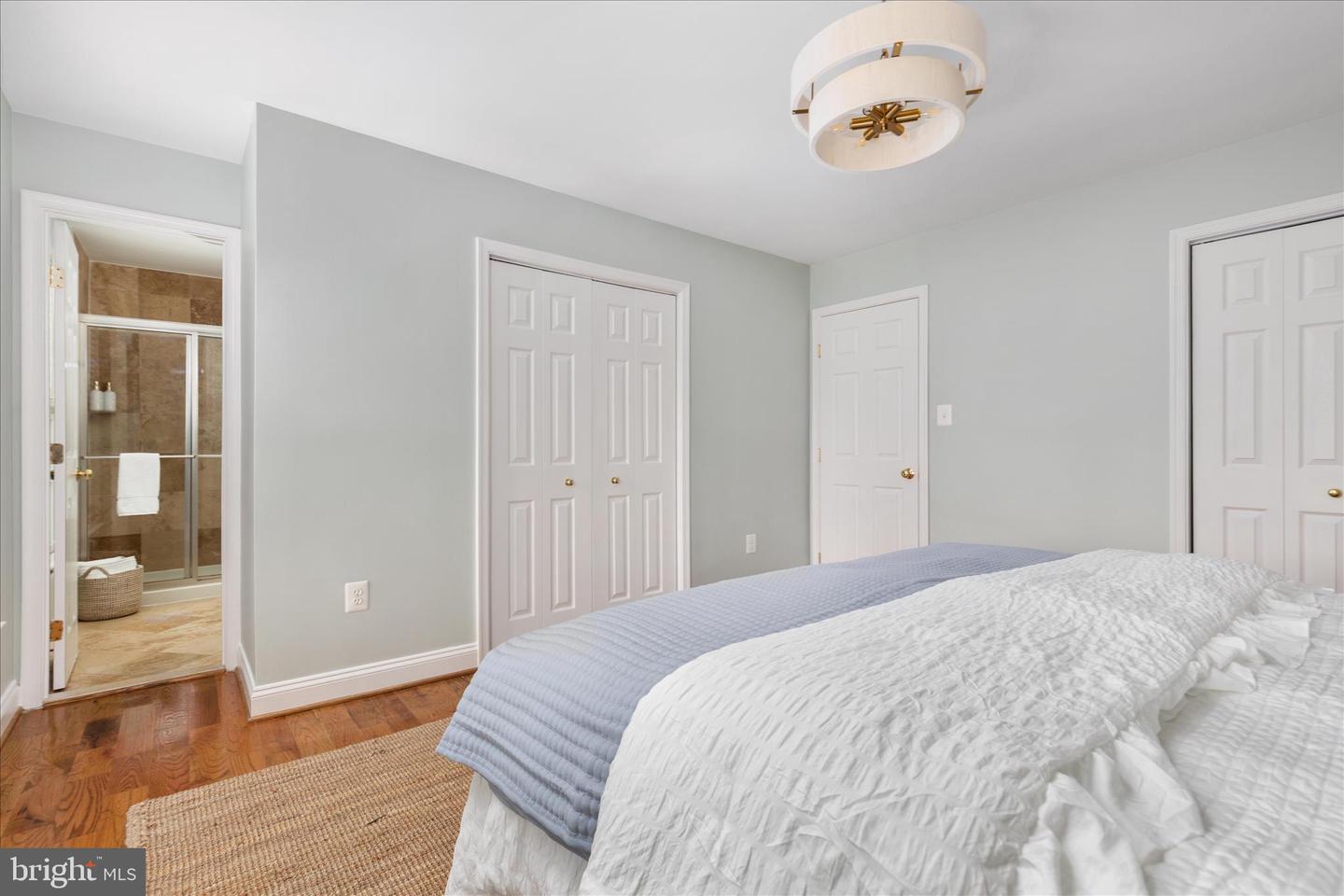 11815 BROCKMAN LN, GREAT FALLS, Virginia 22066, 3 Bedrooms Bedrooms, 7 Rooms Rooms,2 BathroomsBathrooms,Residential,For sale,11815 BROCKMAN LN,VALO2116348 MLS # VALO2116348