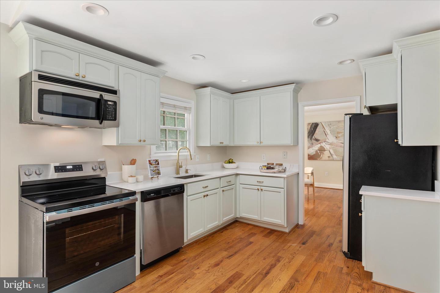 11815 BROCKMAN LN, GREAT FALLS, Virginia 22066, 3 Bedrooms Bedrooms, 7 Rooms Rooms,2 BathroomsBathrooms,Residential,For sale,11815 BROCKMAN LN,VALO2116348 MLS # VALO2116348