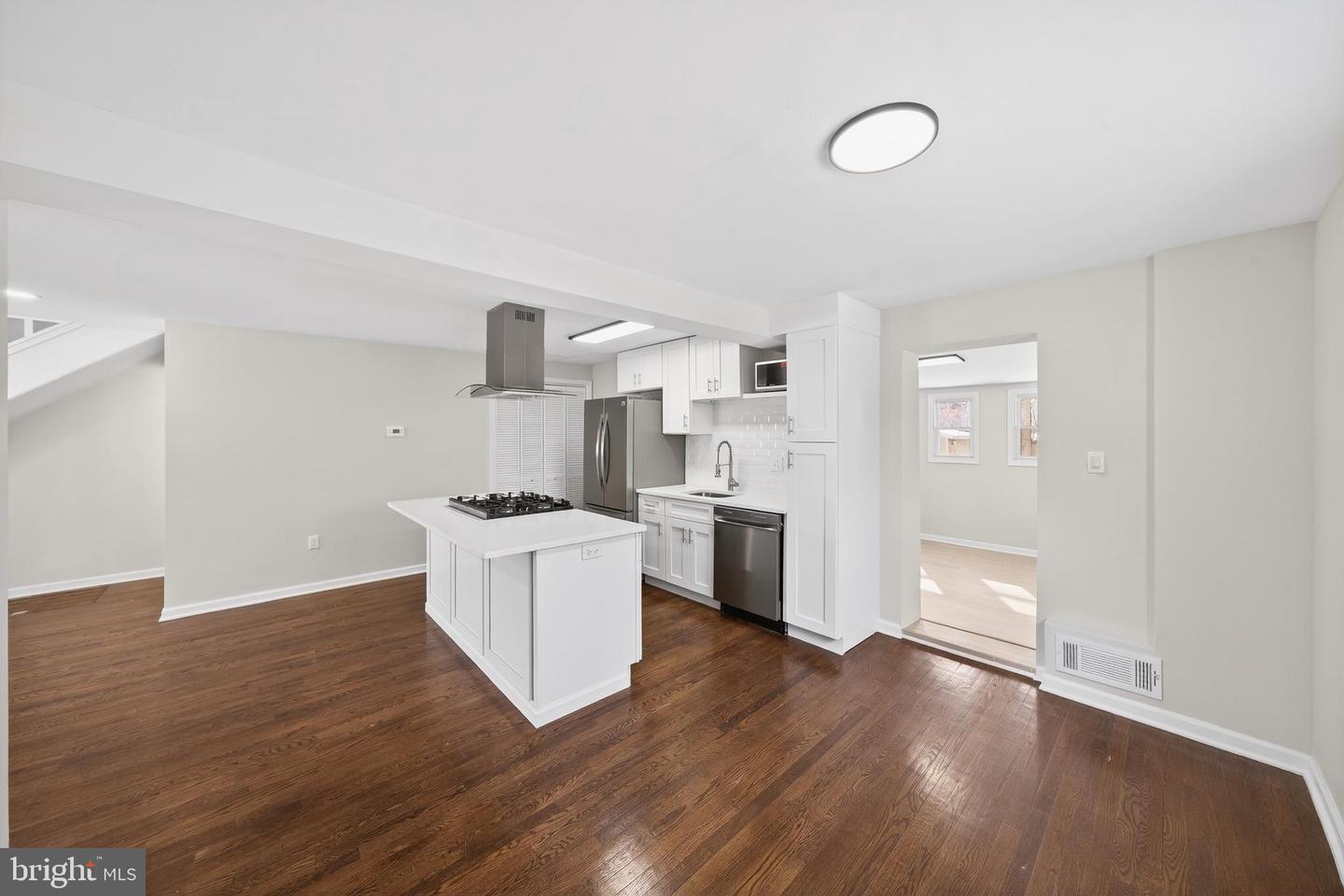 4257 ALLISON CIR, FAIRFAX, Virginia 22030, 3 Bedrooms Bedrooms, ,2 BathroomsBathrooms,Residential,For sale,4257 ALLISON CIR,VAFC2007794 MLS # VAFC2007794 4257 ALLISON CIR, FAIRFAX, Virginia 22030, 3 Bedrooms Bedrooms, ,2 BathroomsBathrooms,Residential,For sale,4257 ALLISON CIR,VAFC2007794 MLS # VAFC2007794