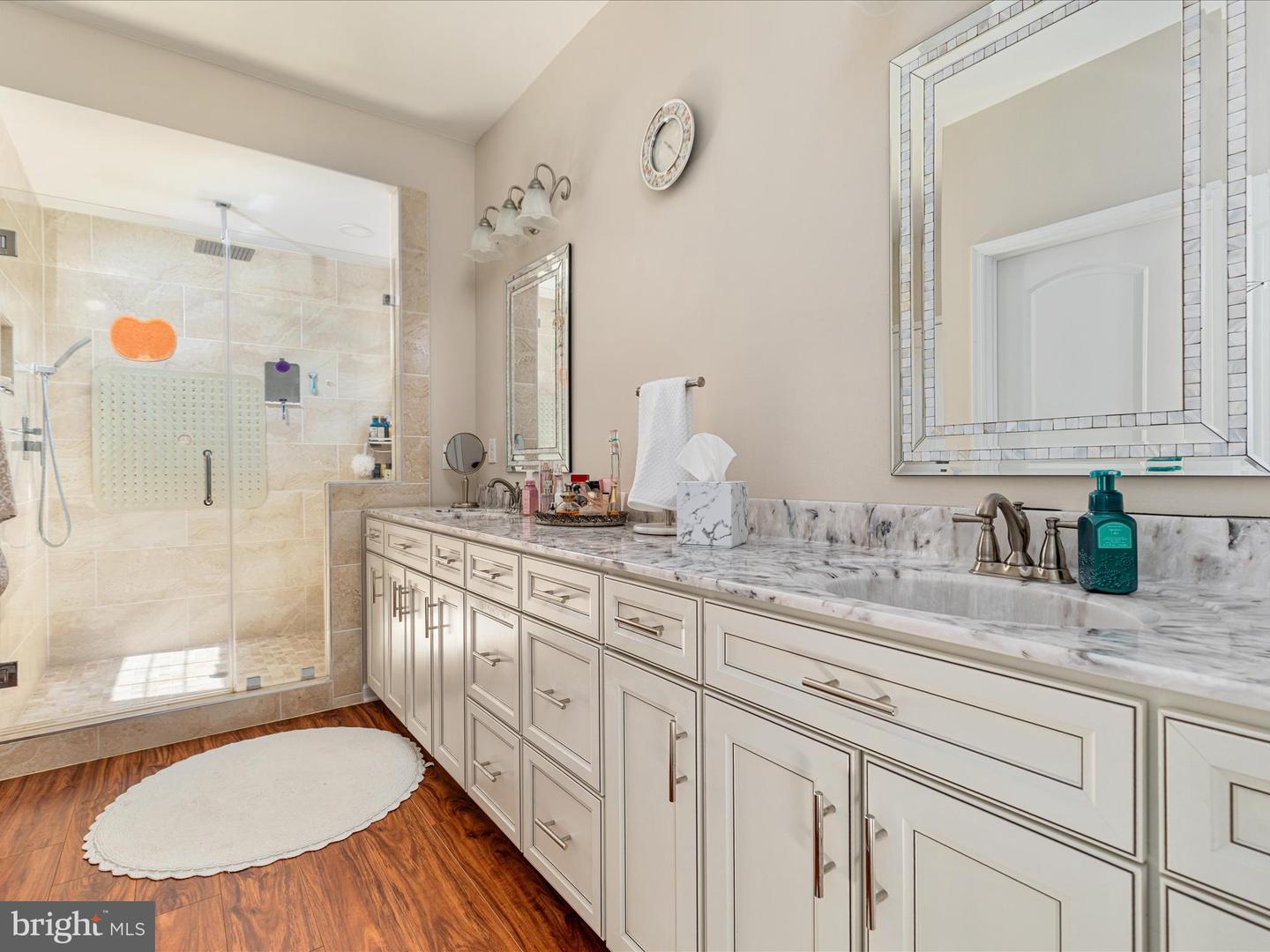 92 OAK HILL CT, STEPHENS CITY, Virginia 22655, 5 Bedrooms Bedrooms, ,3 BathroomsBathrooms,Residential,For sale,92 OAK HILL CT,VAWR2013466 MLS # VAWR2013466