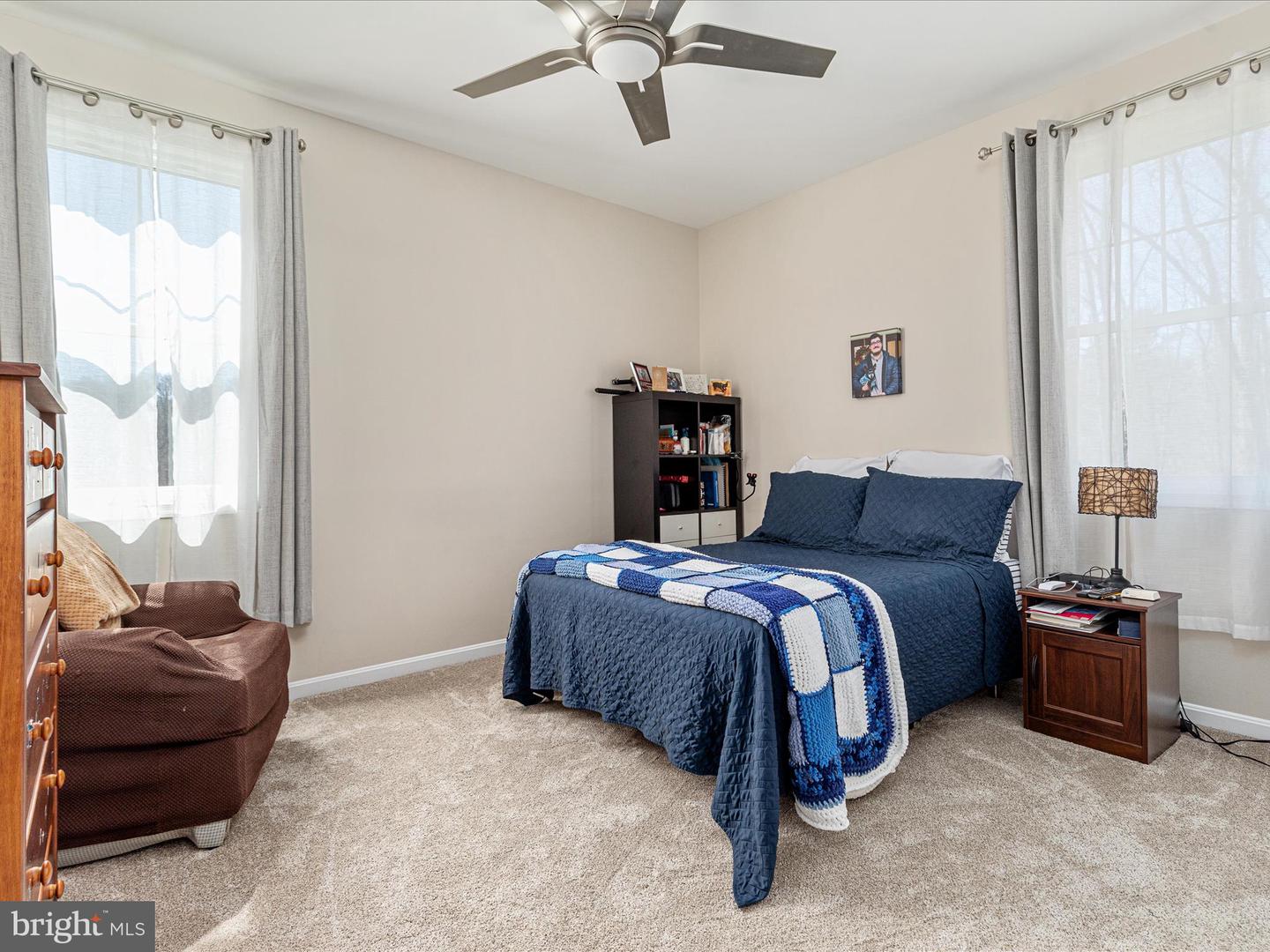 92 OAK HILL CT, STEPHENS CITY, Virginia 22655, 5 Bedrooms Bedrooms, ,3 BathroomsBathrooms,Residential,For sale,92 OAK HILL CT,VAWR2013466 MLS # VAWR2013466