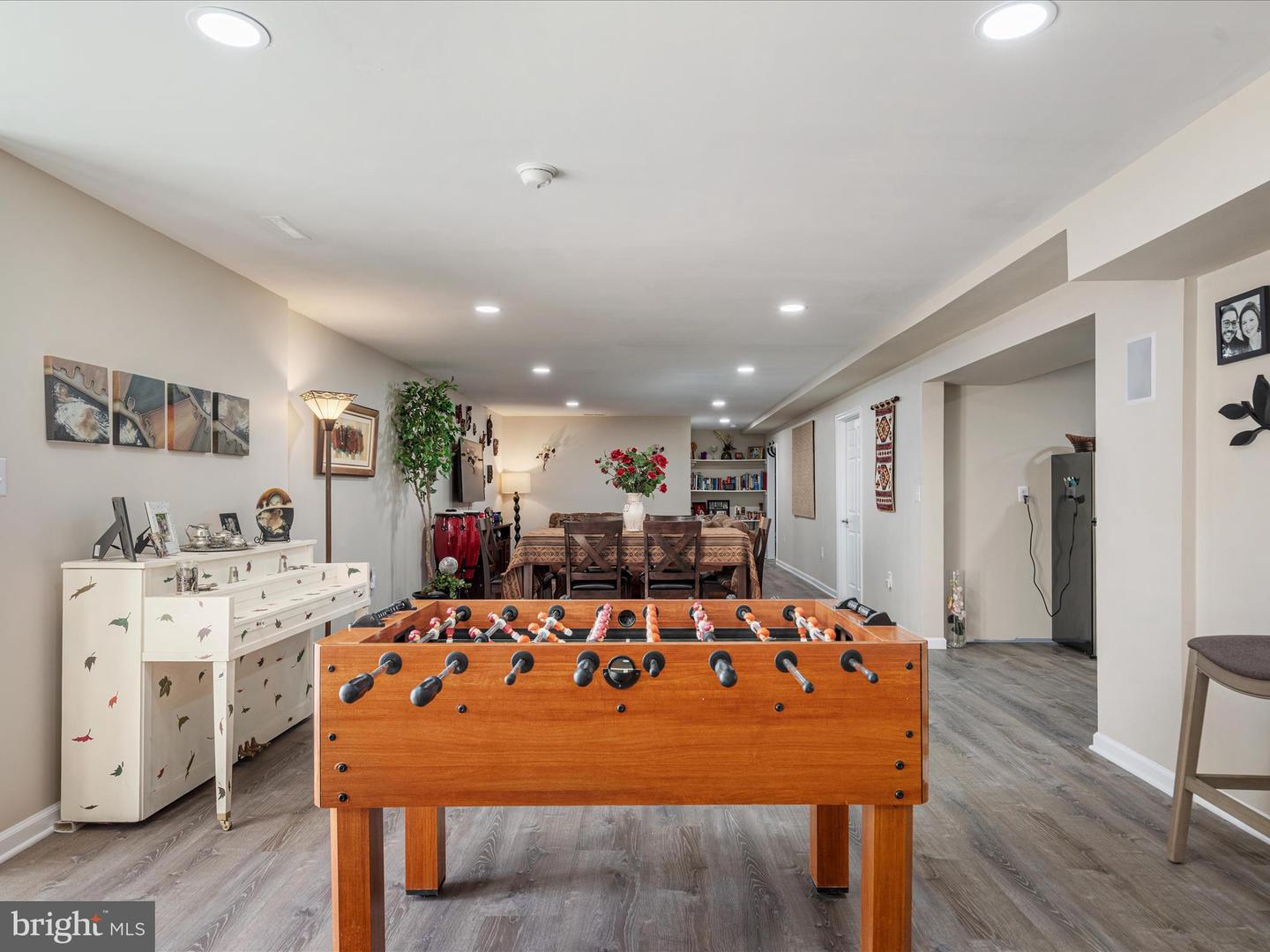 92 OAK HILL CT, STEPHENS CITY, Virginia 22655, 5 Bedrooms Bedrooms, ,3 BathroomsBathrooms,Residential,For sale,92 OAK HILL CT,VAWR2013466 MLS # VAWR2013466