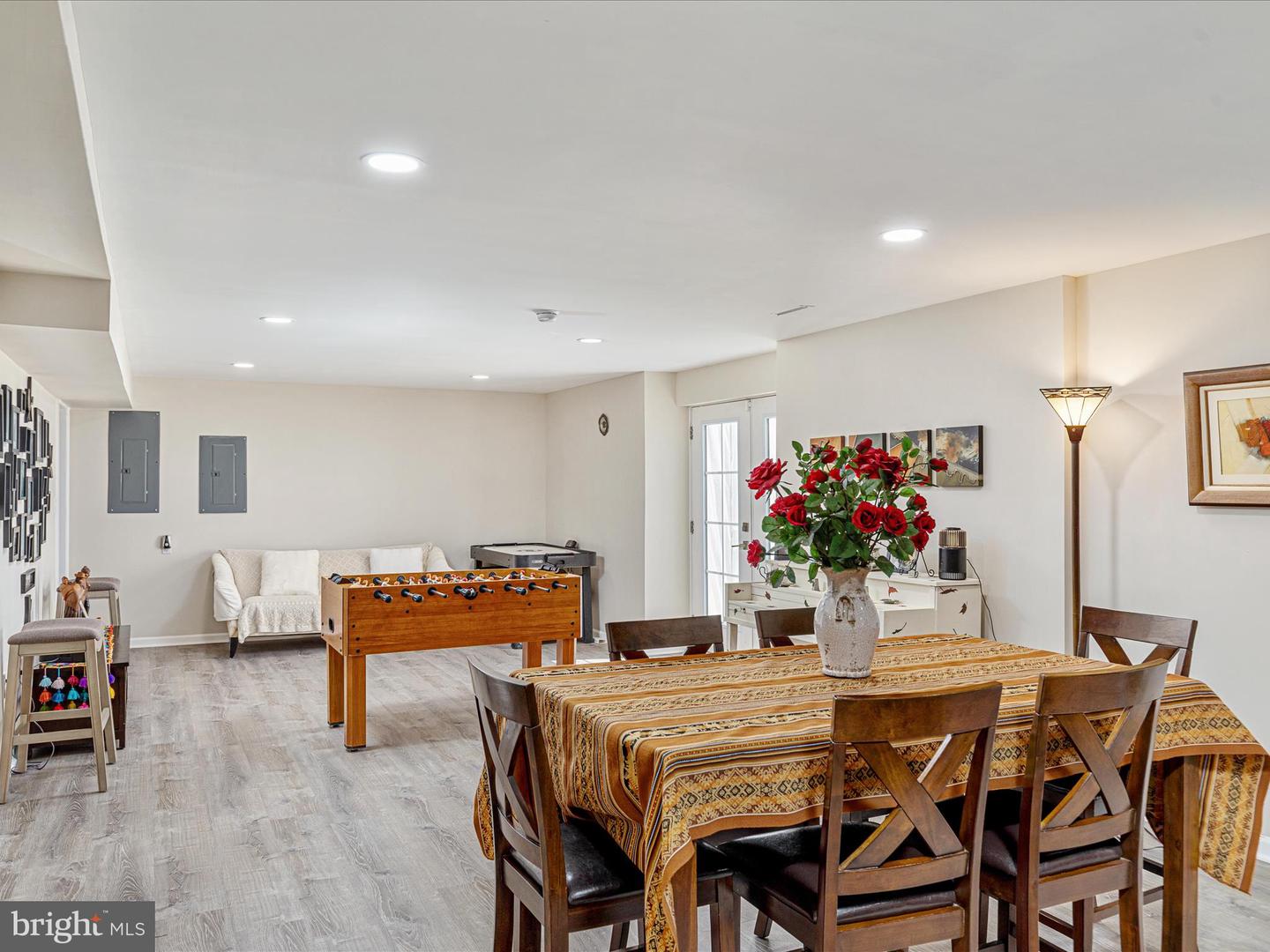 92 OAK HILL CT, STEPHENS CITY, Virginia 22655, 5 Bedrooms Bedrooms, ,3 BathroomsBathrooms,Residential,For sale,92 OAK HILL CT,VAWR2013466 MLS # VAWR2013466