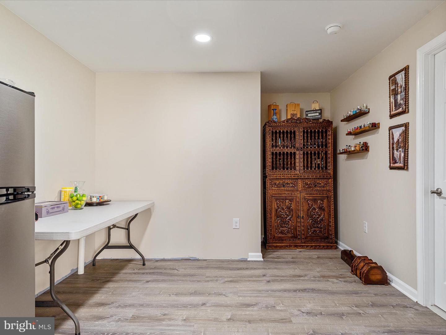 92 OAK HILL CT, STEPHENS CITY, Virginia 22655, 5 Bedrooms Bedrooms, ,3 BathroomsBathrooms,Residential,For sale,92 OAK HILL CT,VAWR2013466 MLS # VAWR2013466