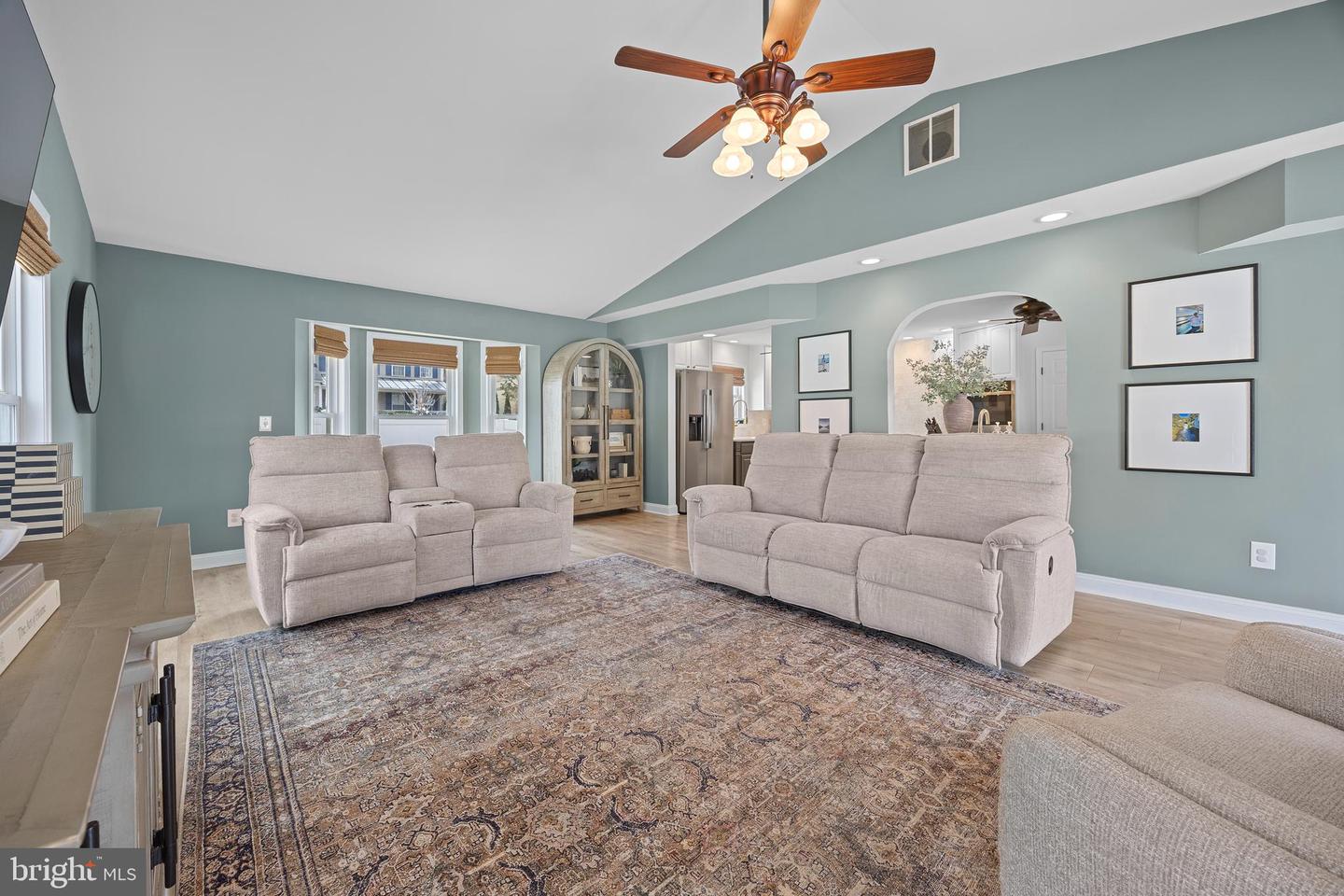 6516 ACORN CT, WARRENTON, Virginia 20187, 4 Bedrooms Bedrooms, ,3 BathroomsBathrooms,Residential,For sale,6516 ACORN CT,VAFQ2020644 MLS # VAFQ2020644