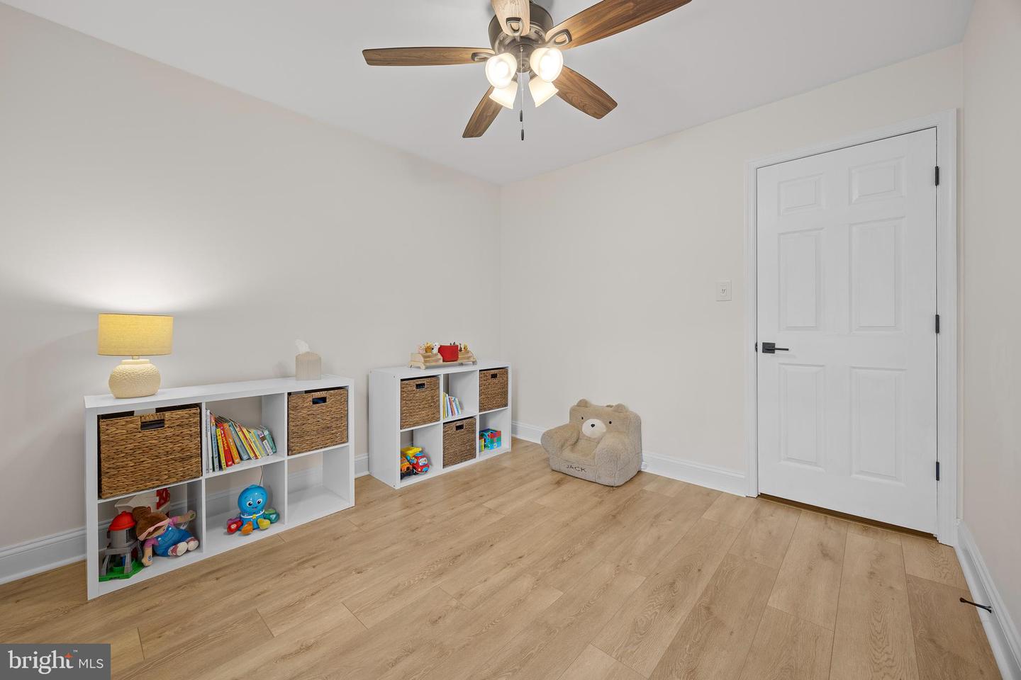 6516 ACORN CT, WARRENTON, Virginia 20187, 4 Bedrooms Bedrooms, ,3 BathroomsBathrooms,Residential,For sale,6516 ACORN CT,VAFQ2020644 MLS # VAFQ2020644