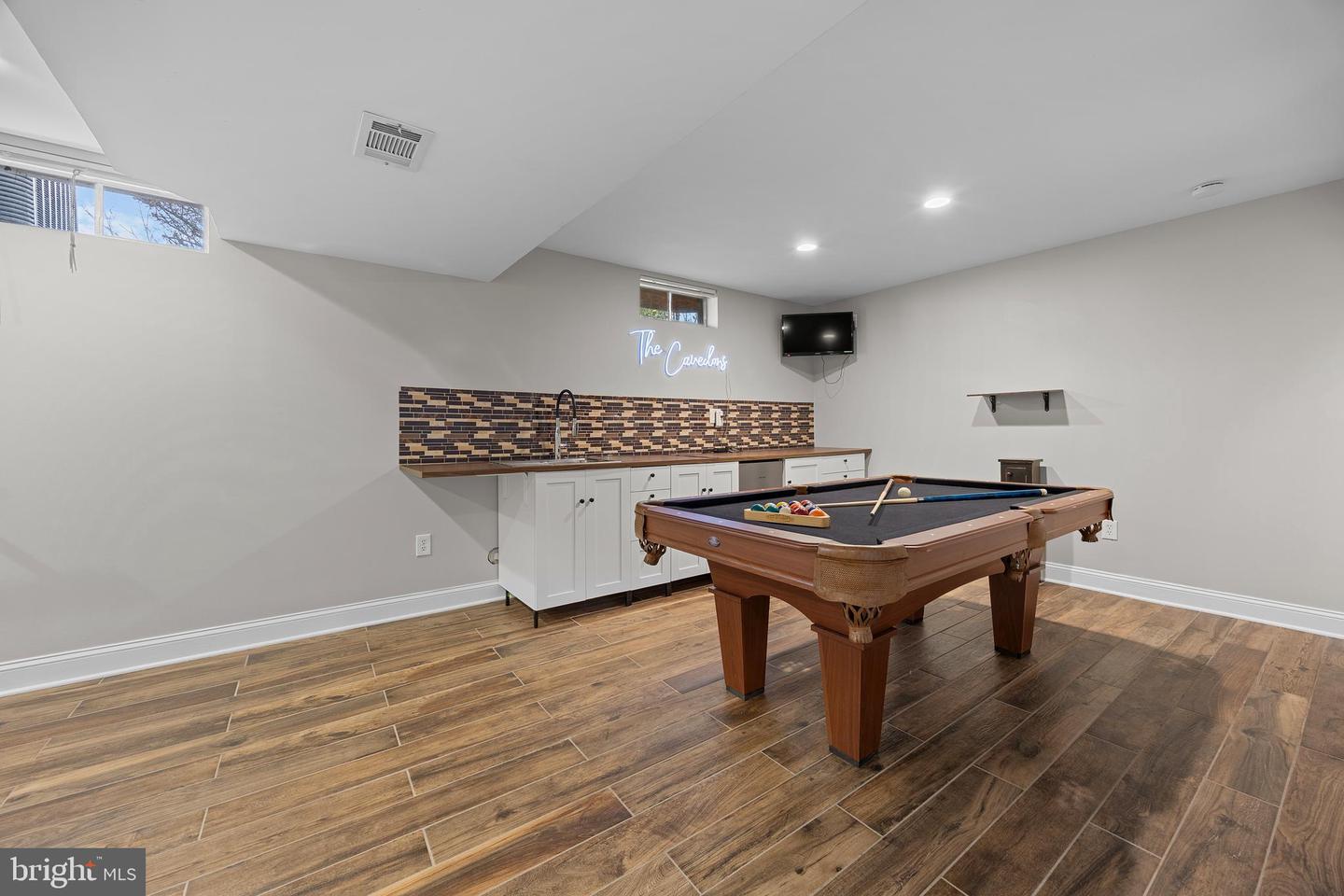 6516 ACORN CT, WARRENTON, Virginia 20187, 4 Bedrooms Bedrooms, ,3 BathroomsBathrooms,Residential,For sale,6516 ACORN CT,VAFQ2020644 MLS # VAFQ2020644