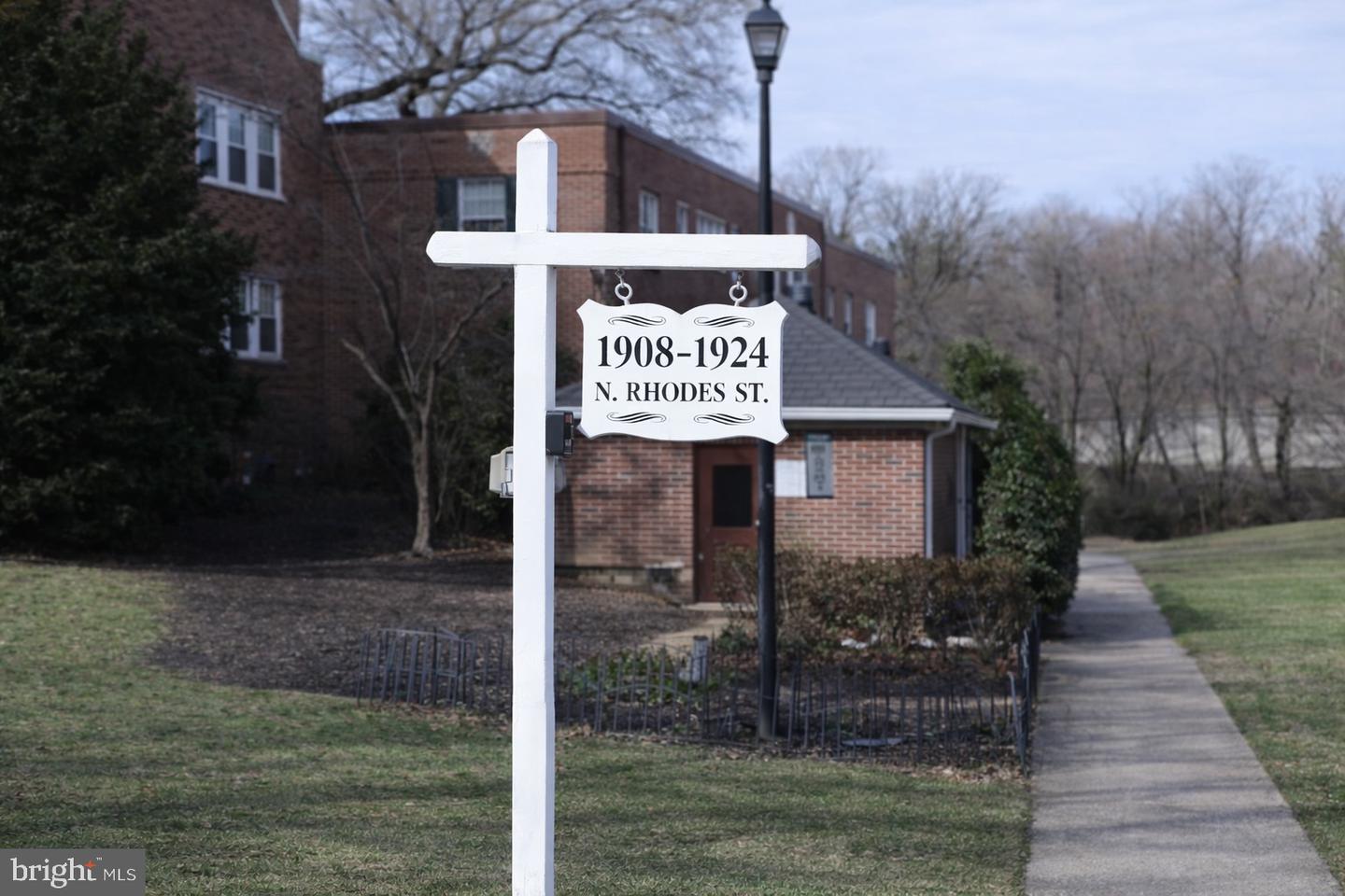 1922 N RHODES ST N #78, ARLINGTON, Virginia 22201, 1 Bedroom Bedrooms, ,1 BathroomBathrooms,Residential,For sale,1922 N RHODES ST N #78,VAAR2069116 MLS # VAAR2069116