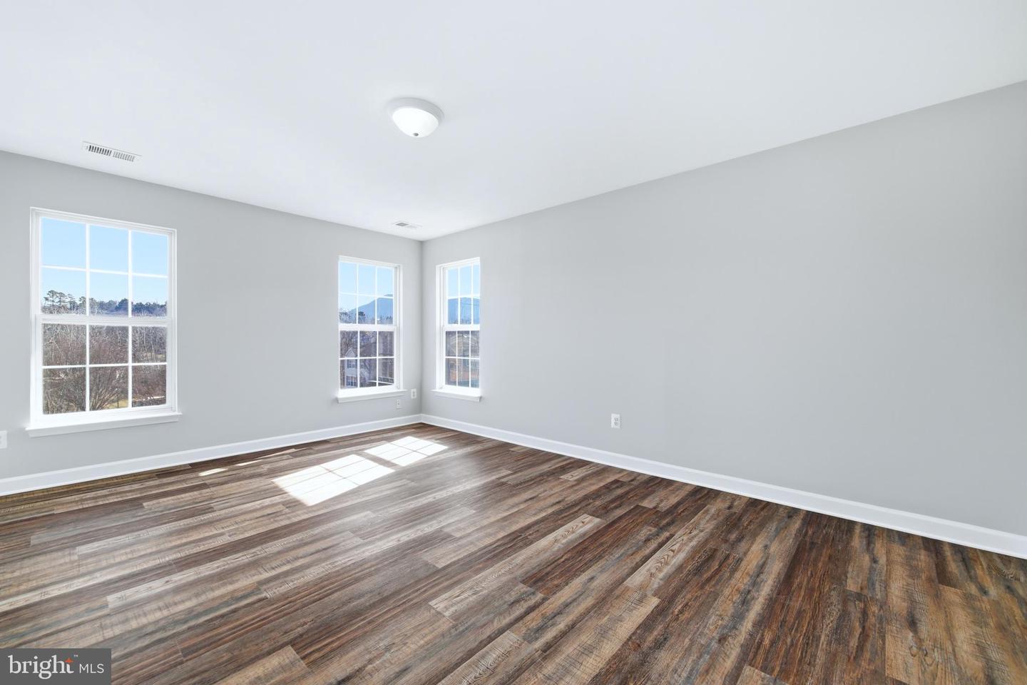 200 CANNON CT, STRASBURG, Virginia 22657, 3 Bedrooms Bedrooms, ,2 BathroomsBathrooms,Residential,For sale,200 CANNON CT,VASH2013642 MLS # VASH2013642