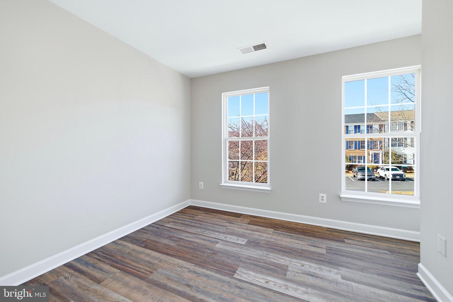 200 CANNON CT, STRASBURG, Virginia 22657, 3 Bedrooms Bedrooms, ,2 BathroomsBathrooms,Residential,For sale,200 CANNON CT,VASH2013642 MLS # VASH2013642