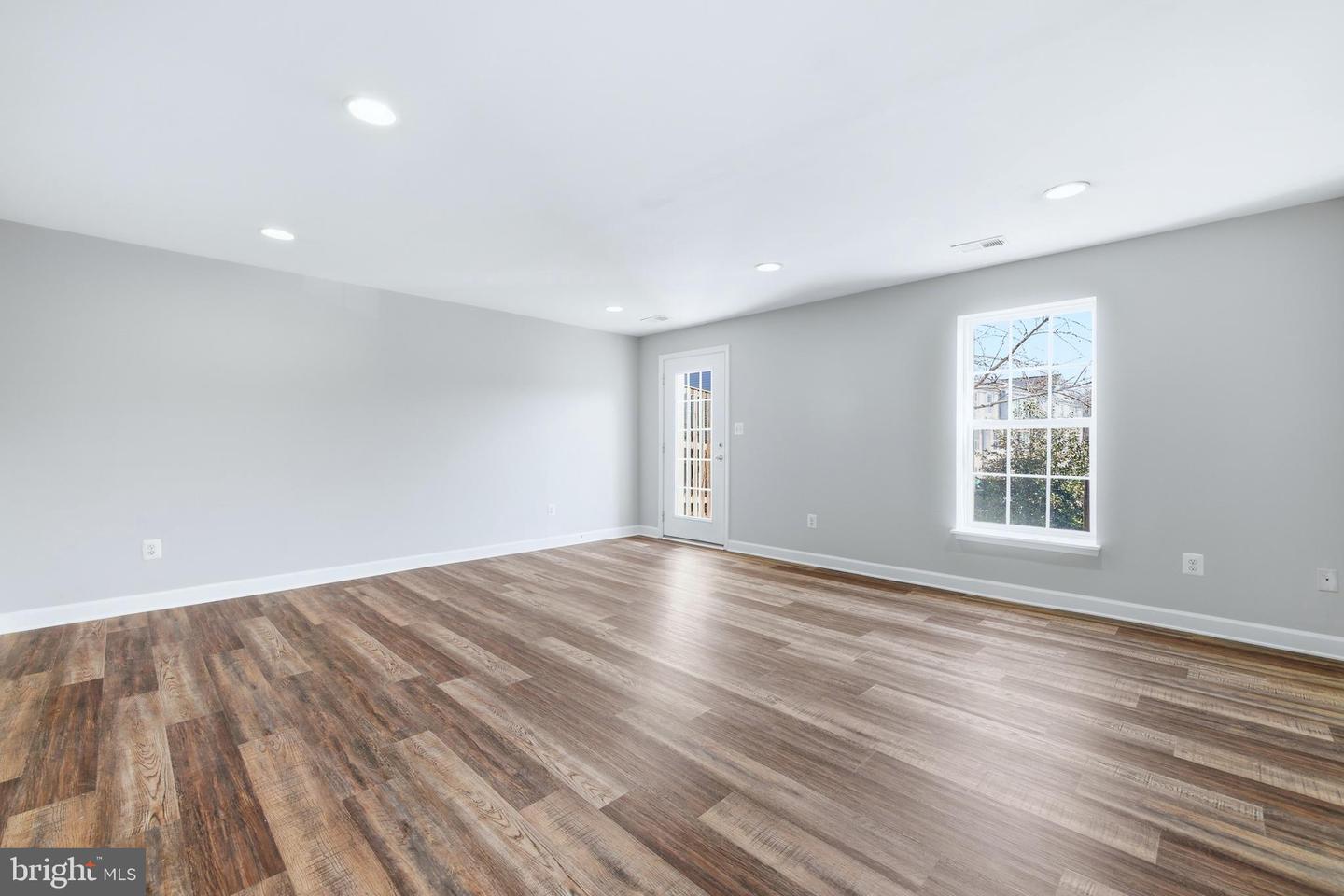 200 CANNON CT, STRASBURG, Virginia 22657, 3 Bedrooms Bedrooms, ,2 BathroomsBathrooms,Residential,For sale,200 CANNON CT,VASH2013642 MLS # VASH2013642