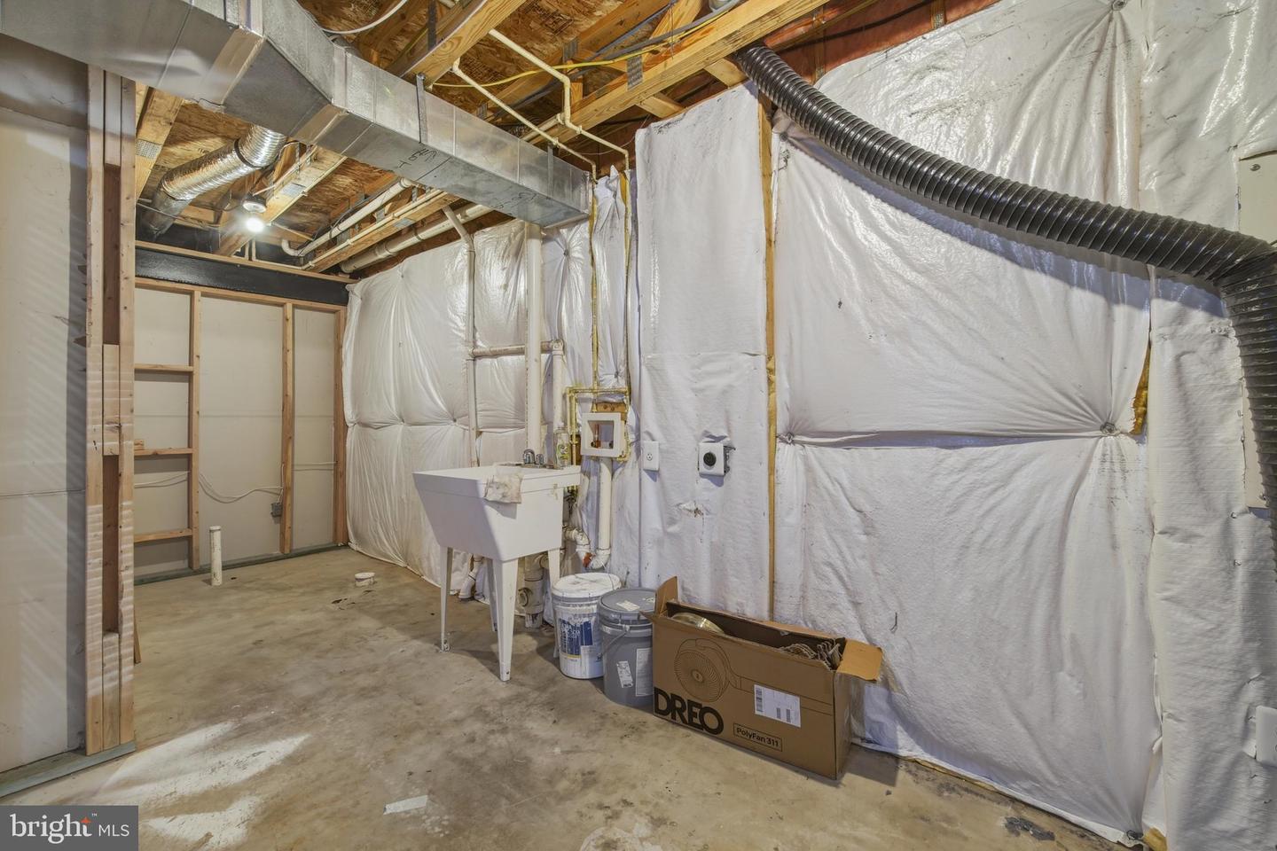 200 CANNON CT, STRASBURG, Virginia 22657, 3 Bedrooms Bedrooms, ,2 BathroomsBathrooms,Residential,For sale,200 CANNON CT,VASH2013642 MLS # VASH2013642