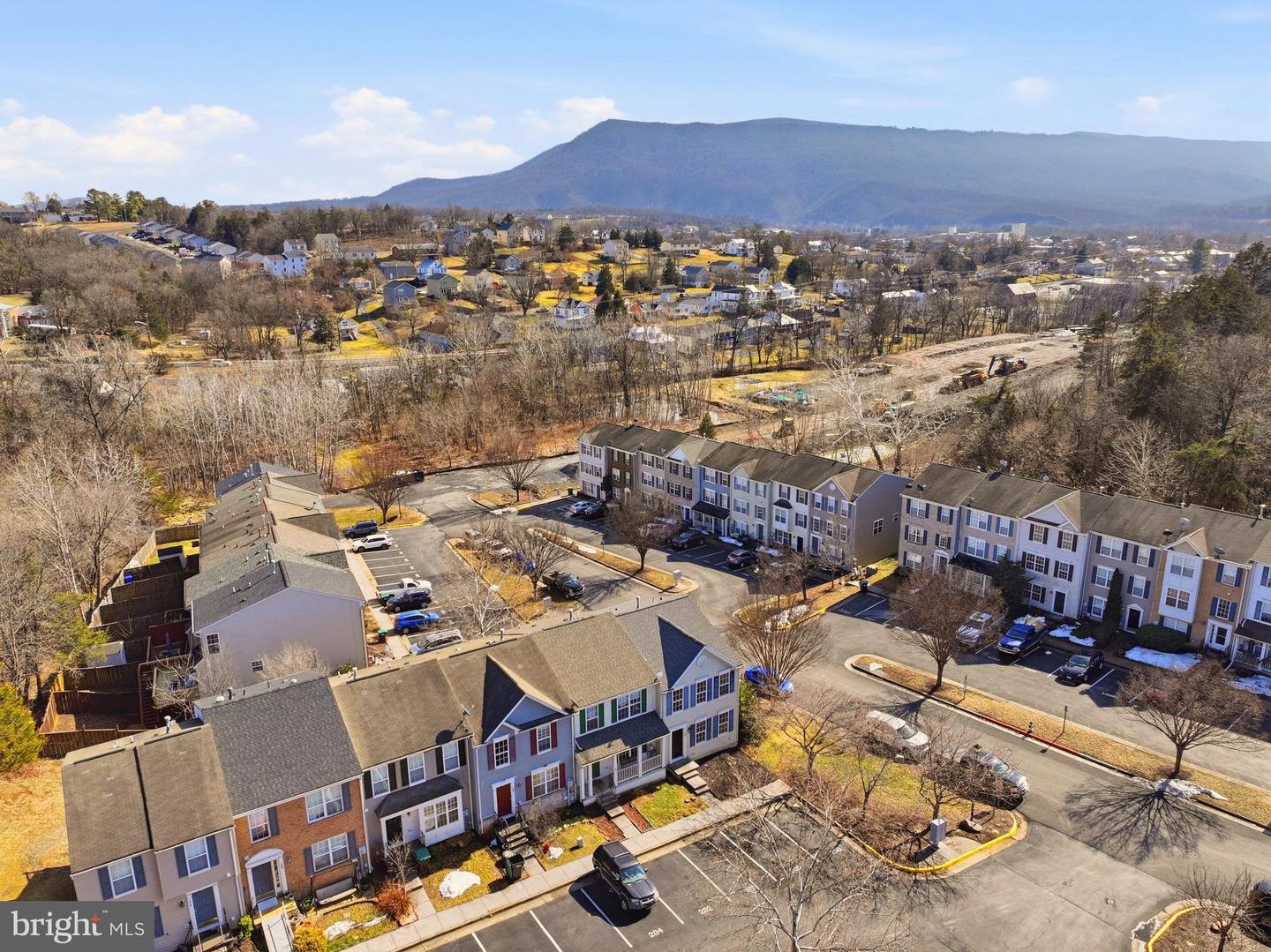 200 CANNON CT, STRASBURG, Virginia 22657, 3 Bedrooms Bedrooms, ,2 BathroomsBathrooms,Residential,For sale,200 CANNON CT,VASH2013642 MLS # VASH2013642