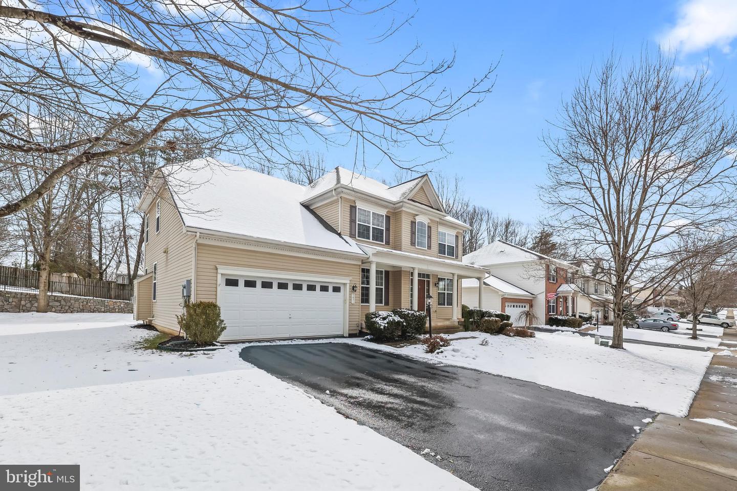 5431 BANTRY CT, WOODBRIDGE, Virginia 22193, 4 Bedrooms Bedrooms, ,4 BathroomsBathrooms,Residential,For sale,5431 BANTRY CT,VAPW2112940 MLS # VAPW2112940