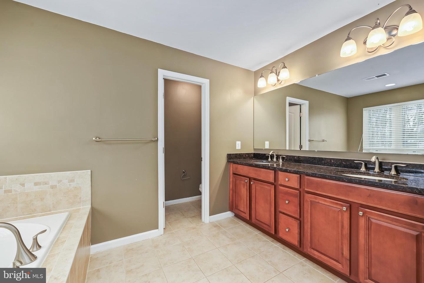 5431 BANTRY CT, WOODBRIDGE, Virginia 22193, 4 Bedrooms Bedrooms, ,4 BathroomsBathrooms,Residential,For sale,5431 BANTRY CT,VAPW2112940 MLS # VAPW2112940