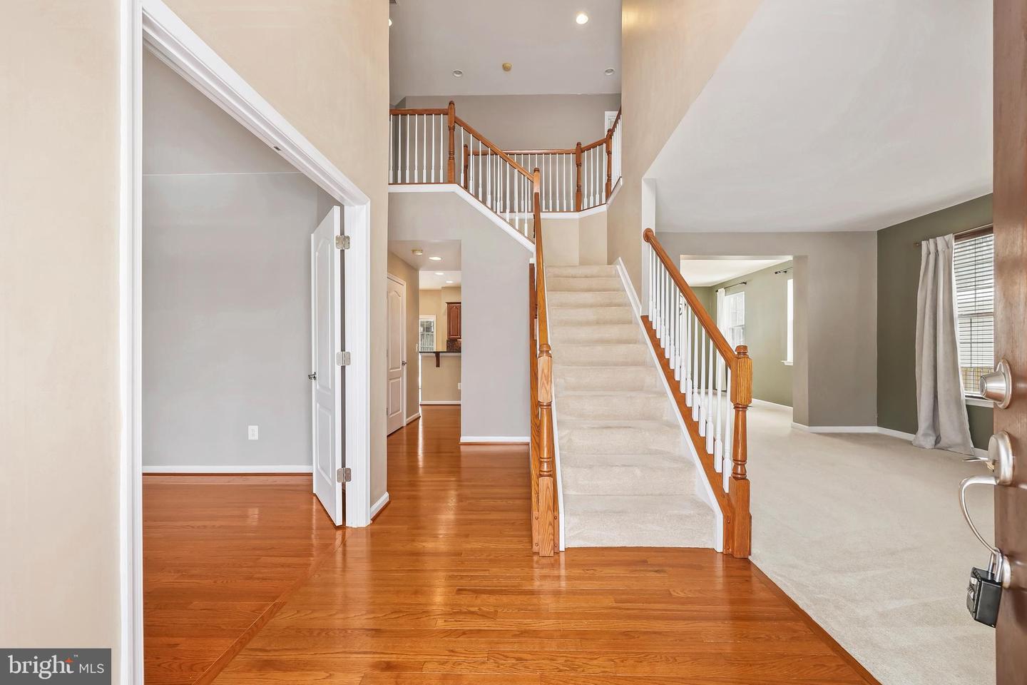 5431 BANTRY CT, WOODBRIDGE, Virginia 22193, 4 Bedrooms Bedrooms, ,4 BathroomsBathrooms,Residential,For sale,5431 BANTRY CT,VAPW2112940 MLS # VAPW2112940