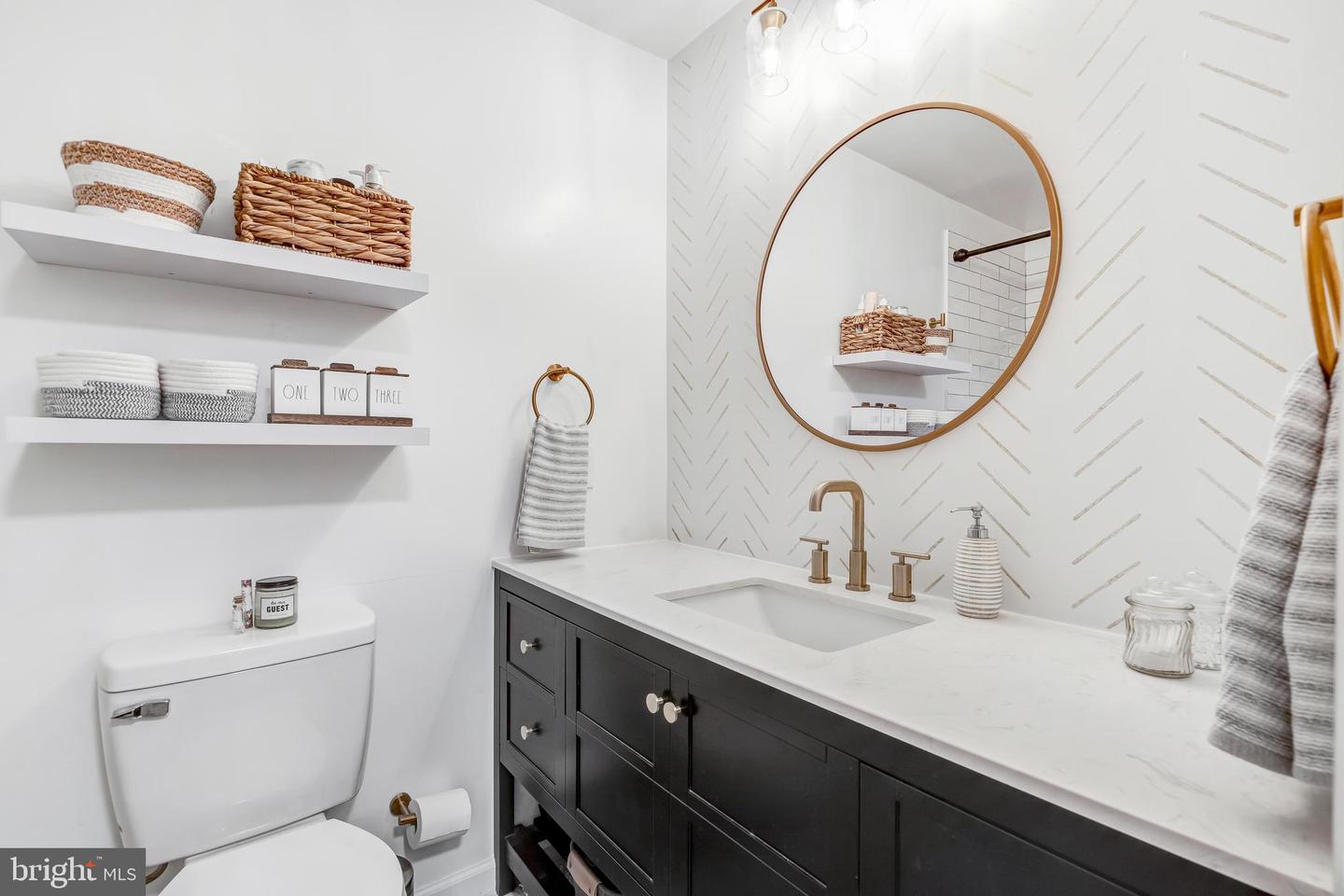 14403 BLACK HORSE CT, CENTREVILLE, Virginia 20120, 4 Bedrooms Bedrooms, ,2 BathroomsBathrooms,Residential,For sale,14403 BLACK HORSE CT,VAFX2292034 MLS # VAFX2292034