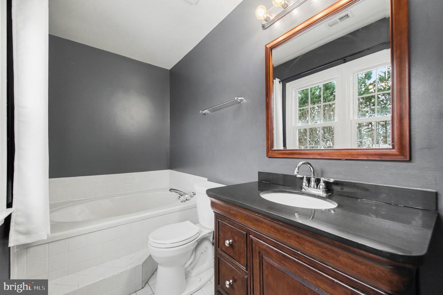 5435 LOMAX WAY, WOODBRIDGE, Virginia 22193, 3 Bedrooms Bedrooms, ,3 BathroomsBathrooms,Residential,For sale,5435 LOMAX WAY,VAPW2112942 MLS # VAPW2112942