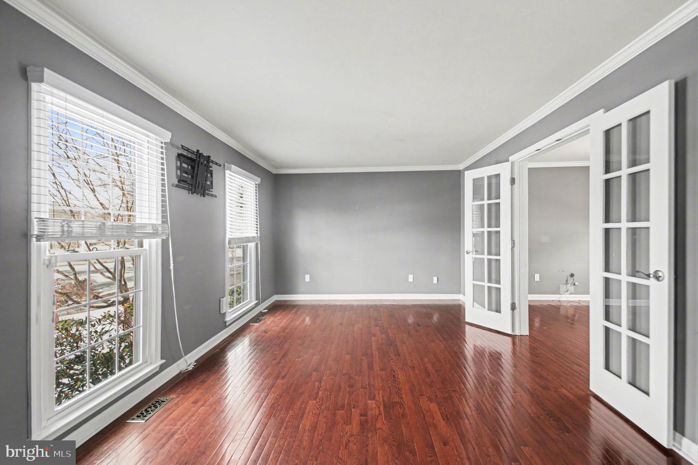 5435 LOMAX WAY, WOODBRIDGE, Virginia 22193, 3 Bedrooms Bedrooms, ,3 BathroomsBathrooms,Residential,For sale,5435 LOMAX WAY,VAPW2112942 MLS # VAPW2112942