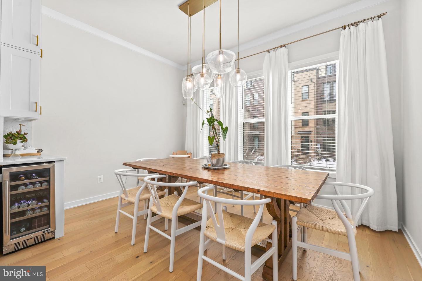 4613 QUINNS MILL WAY, CHANTILLY, Virginia 20151, 3 Bedrooms Bedrooms, ,3 BathroomsBathrooms,Residential,For sale,4613 QUINNS MILL WAY,VAFX2292046 MLS # VAFX2292046