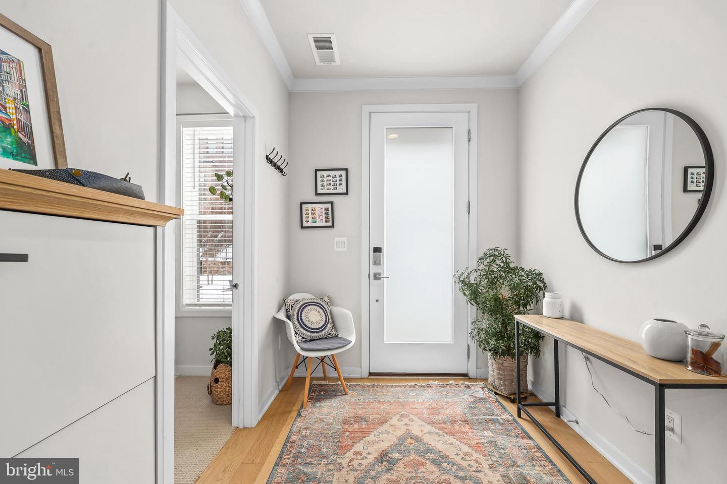 4613 QUINNS MILL WAY, CHANTILLY, Virginia 20151, 3 Bedrooms Bedrooms, ,3 BathroomsBathrooms,Residential,For sale,4613 QUINNS MILL WAY,VAFX2292046 MLS # VAFX2292046