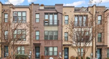 4613 QUINNS MILL WAY, CHANTILLY, Virginia 20151, 3 Bedrooms Bedrooms, ,3 BathroomsBathrooms,Residential,For sale,4613 QUINNS MILL WAY,VAFX2292046 MLS # VAFX2292046