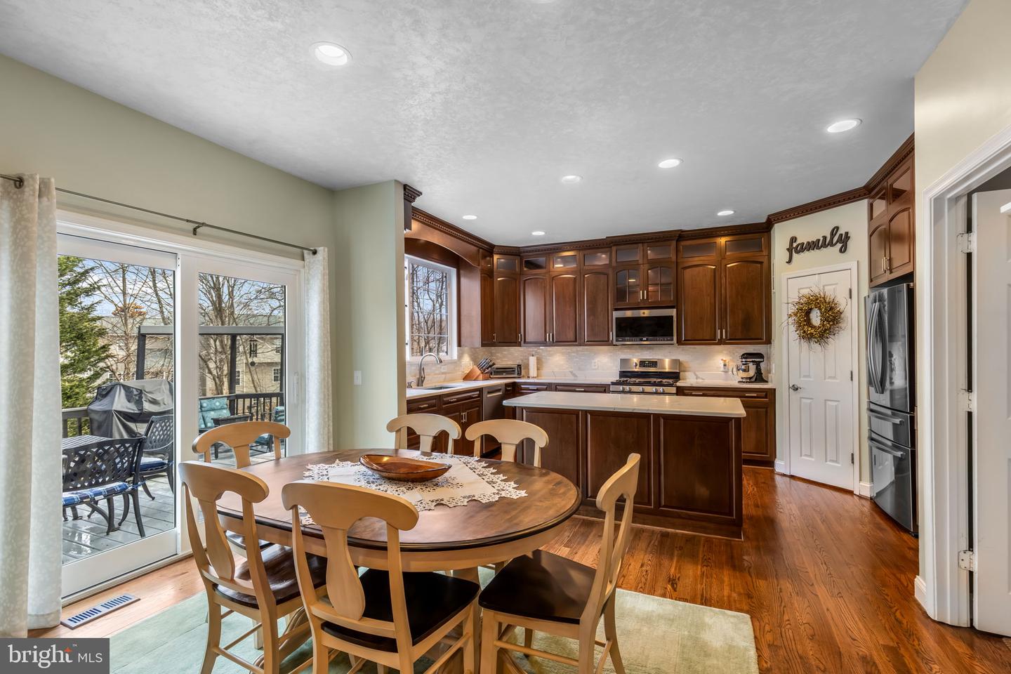 12 WARWICK WAY, STAFFORD, Virginia 22554, 5 Bedrooms Bedrooms, ,3 BathroomsBathrooms,Residential,For sale,12 WARWICK WAY,VAST2046338 MLS # VAST2046338