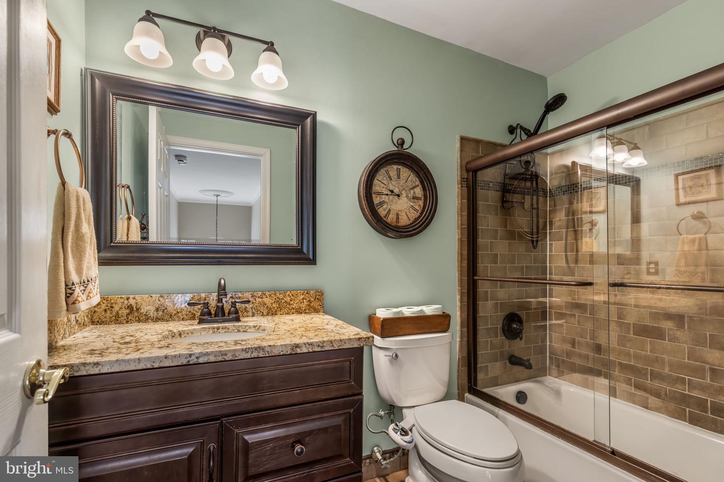 12 WARWICK WAY, STAFFORD, Virginia 22554, 5 Bedrooms Bedrooms, ,3 BathroomsBathrooms,Residential,For sale,12 WARWICK WAY,VAST2046338 MLS # VAST2046338