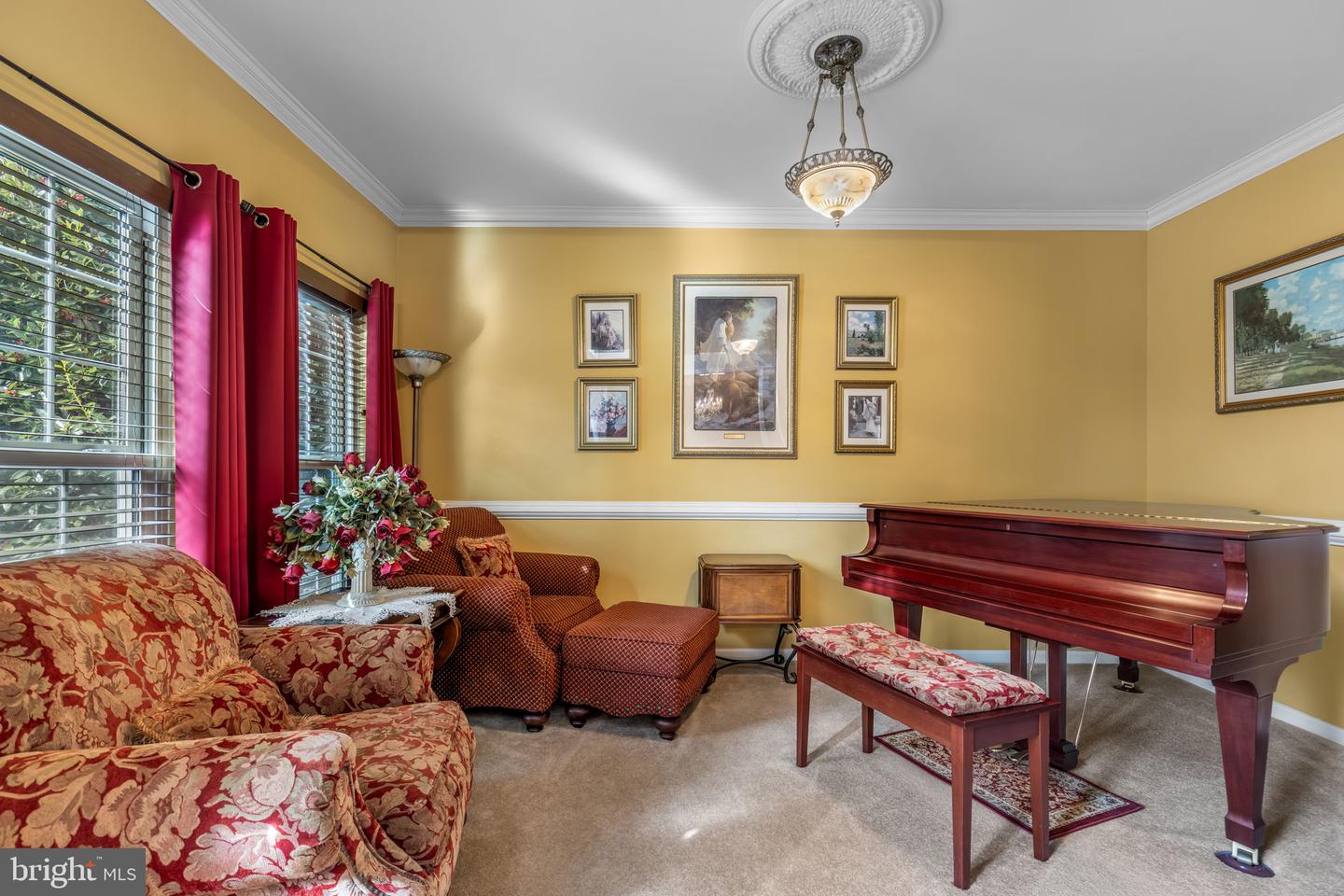 12 WARWICK WAY, STAFFORD, Virginia 22554, 5 Bedrooms Bedrooms, ,3 BathroomsBathrooms,Residential,For sale,12 WARWICK WAY,VAST2046338 MLS # VAST2046338