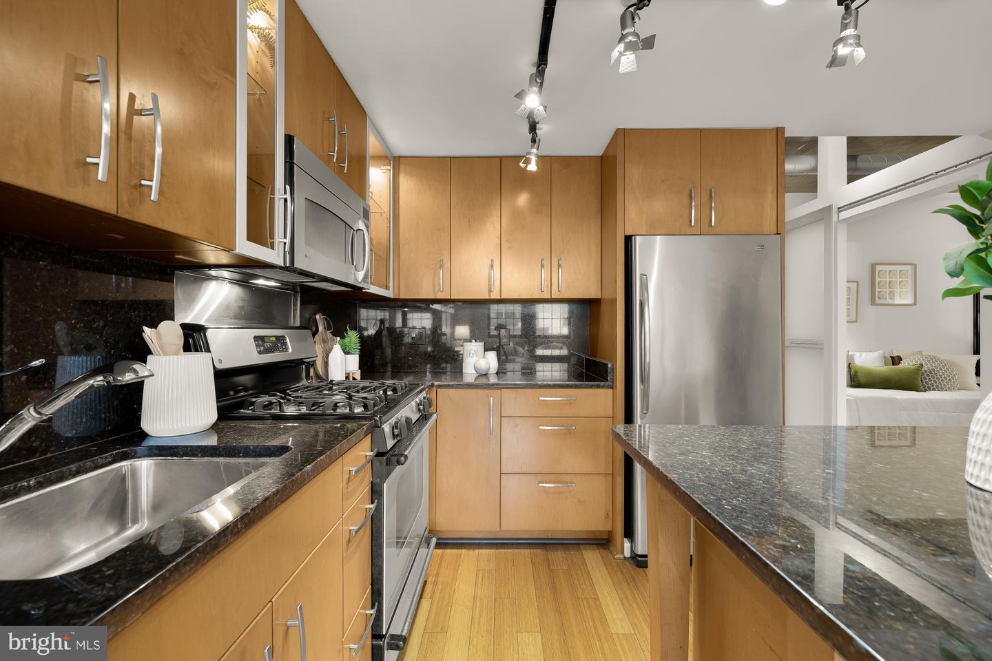 1444 CHURCH ST NW #506, WASHINGTON, District Of Columbia 20005, 2 Bedrooms Bedrooms, ,2 BathroomsBathrooms,Residential,For sale,1444 CHURCH ST NW #506,DCDC2247136 MLS # DCDC2247136