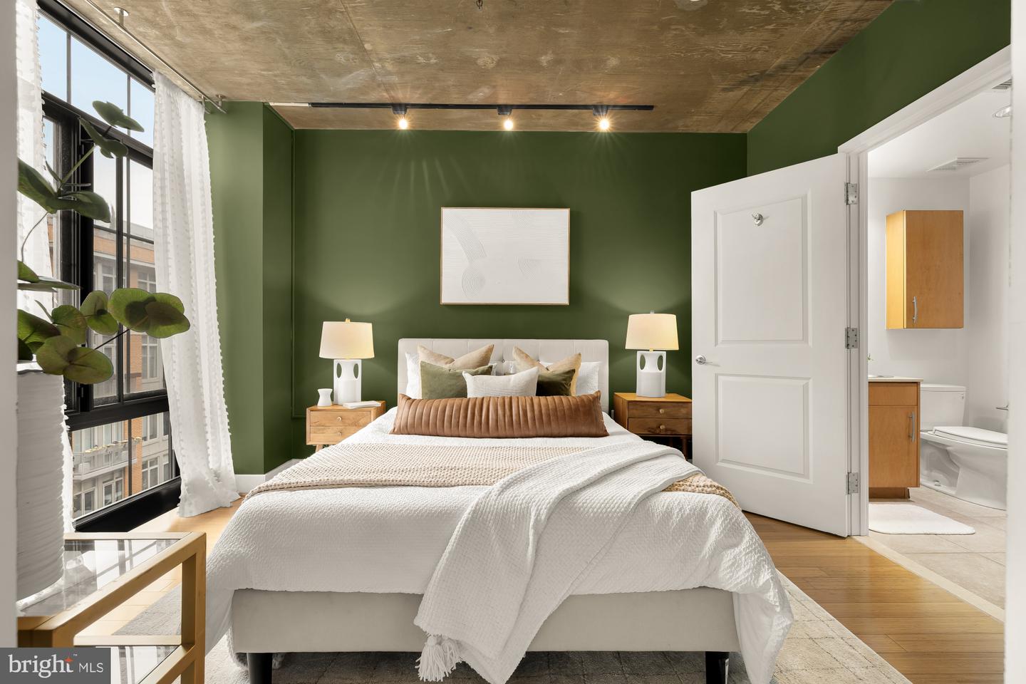 1444 CHURCH ST NW #506, WASHINGTON, District Of Columbia 20005, 2 Bedrooms Bedrooms, ,2 BathroomsBathrooms,Residential,For sale,1444 CHURCH ST NW #506,DCDC2247136 MLS # DCDC2247136