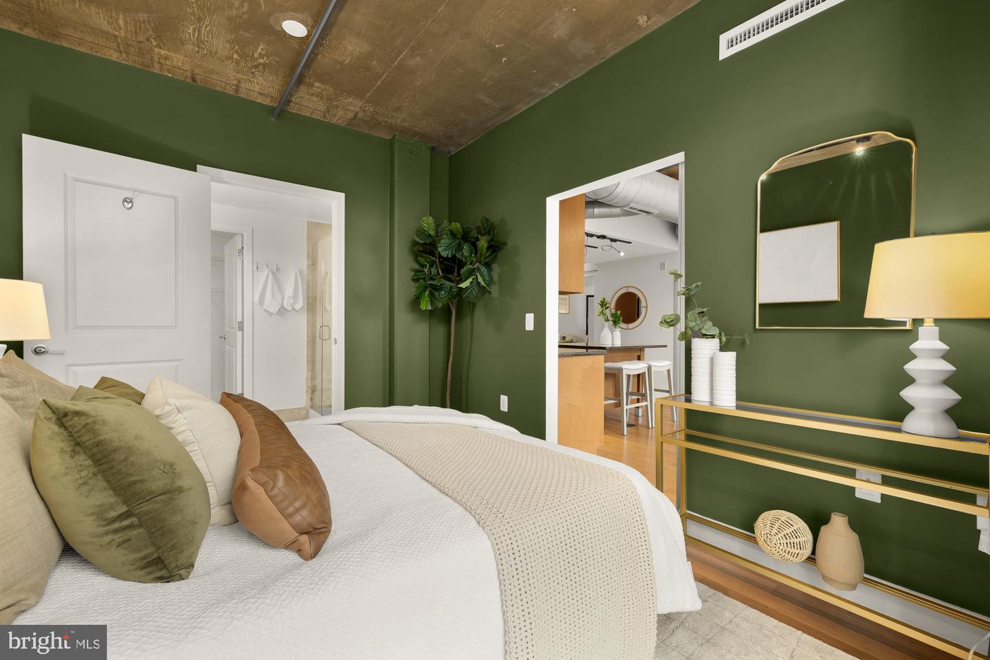 1444 CHURCH ST NW #506, WASHINGTON, District Of Columbia 20005, 2 Bedrooms Bedrooms, ,2 BathroomsBathrooms,Residential,For sale,1444 CHURCH ST NW #506,DCDC2247136 MLS # DCDC2247136