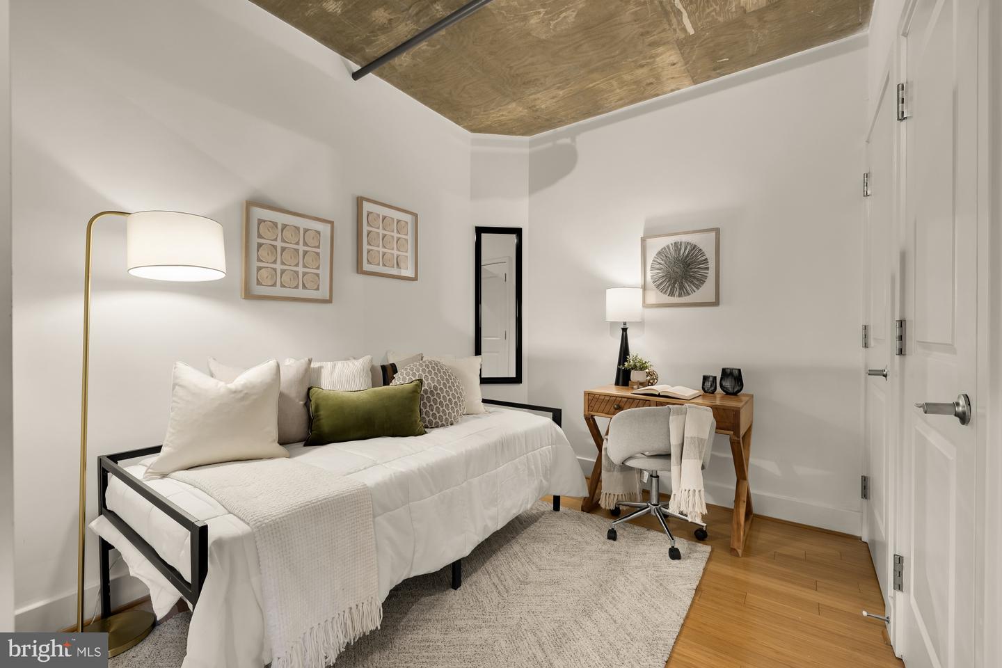 1444 CHURCH ST NW #506, WASHINGTON, District Of Columbia 20005, 2 Bedrooms Bedrooms, ,2 BathroomsBathrooms,Residential,For sale,1444 CHURCH ST NW #506,DCDC2247136 MLS # DCDC2247136