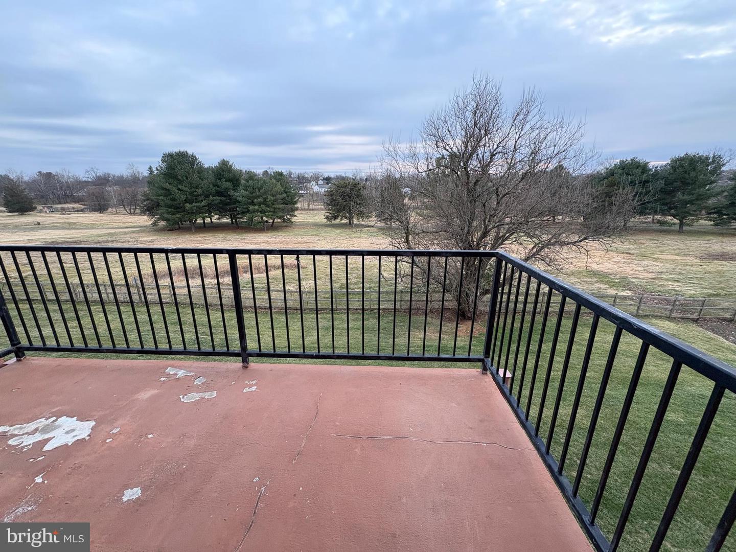 125-C CLUBHOUSE DR SW #10, LEESBURG, Virginia 20175, 2 Bedrooms Bedrooms, ,1 BathroomBathrooms,Residential,For sale,125-C CLUBHOUSE DR SW #10,VALO2116406 MLS # VALO2116406