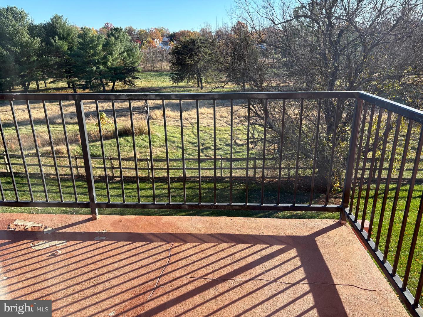 125-C CLUBHOUSE DR SW #10, LEESBURG, Virginia 20175, 2 Bedrooms Bedrooms, ,1 BathroomBathrooms,Residential,For sale,125-C CLUBHOUSE DR SW #10,VALO2116406 MLS # VALO2116406