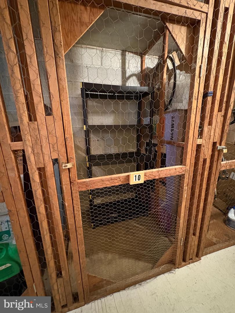 125-C CLUBHOUSE DR SW #10, LEESBURG, Virginia 20175, 2 Bedrooms Bedrooms, ,1 BathroomBathrooms,Residential,For sale,125-C CLUBHOUSE DR SW #10,VALO2116406 MLS # VALO2116406