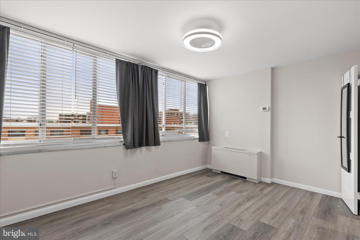 1301 S ARLINGTON RIDGE RD #609, ARLINGTON, Virginia 22202, 1 Bedroom Bedrooms, ,1 BathroomBathrooms,Residential,For sale,1301 S ARLINGTON RIDGE RD #609,VAAR2069138 MLS # VAAR2069138 1301 S ARLINGTON RIDGE RD #609, ARLINGTON, Virginia 22202, 1 Bedroom Bedrooms, ,1 BathroomBathrooms,Residential,For sale,1301 S ARLINGTON RIDGE RD #609,VAAR2069138 MLS # VAAR2069138