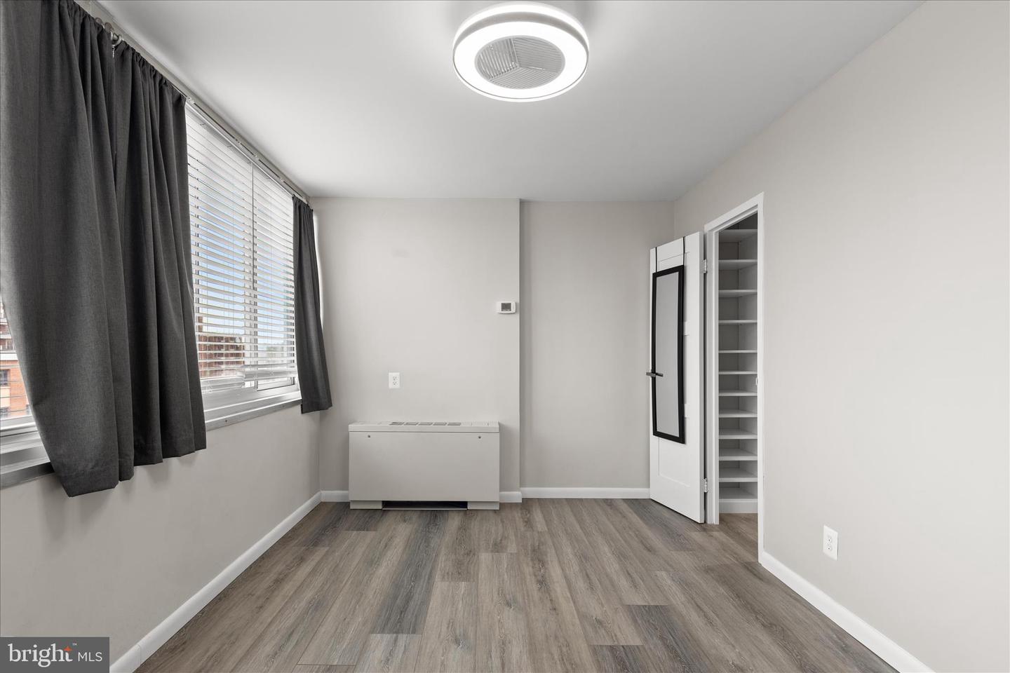 1301 S ARLINGTON RIDGE RD #609, ARLINGTON, Virginia 22202, 1 Bedroom Bedrooms, ,1 BathroomBathrooms,Residential,For sale,1301 S ARLINGTON RIDGE RD #609,VAAR2069138 MLS # VAAR2069138 1301 S ARLINGTON RIDGE RD #609, ARLINGTON, Virginia 22202, 1 Bedroom Bedrooms, ,1 BathroomBathrooms,Residential,For sale,1301 S ARLINGTON RIDGE RD #609,VAAR2069138 MLS # VAAR2069138