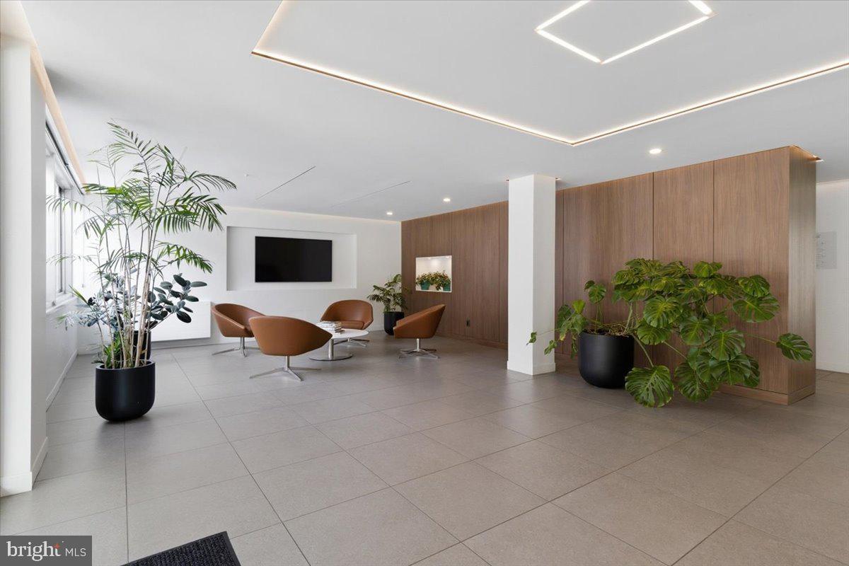 1301 S ARLINGTON RIDGE RD #609, ARLINGTON, Virginia 22202, 1 Bedroom Bedrooms, ,1 BathroomBathrooms,Residential,For sale,1301 S ARLINGTON RIDGE RD #609,VAAR2069138 MLS # VAAR2069138 1301 S ARLINGTON RIDGE RD #609, ARLINGTON, Virginia 22202, 1 Bedroom Bedrooms, ,1 BathroomBathrooms,Residential,For sale,1301 S ARLINGTON RIDGE RD #609,VAAR2069138 MLS # VAAR2069138