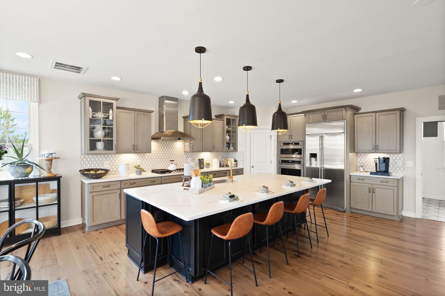 14342 TROTTERS RIDGE PL, NOKESVILLE, Virginia 20181, 5 Bedrooms Bedrooms, ,5 BathroomsBathrooms,Residential,For sale,14342 TROTTERS RIDGE PL,VAPW2112976 MLS # VAPW2112976