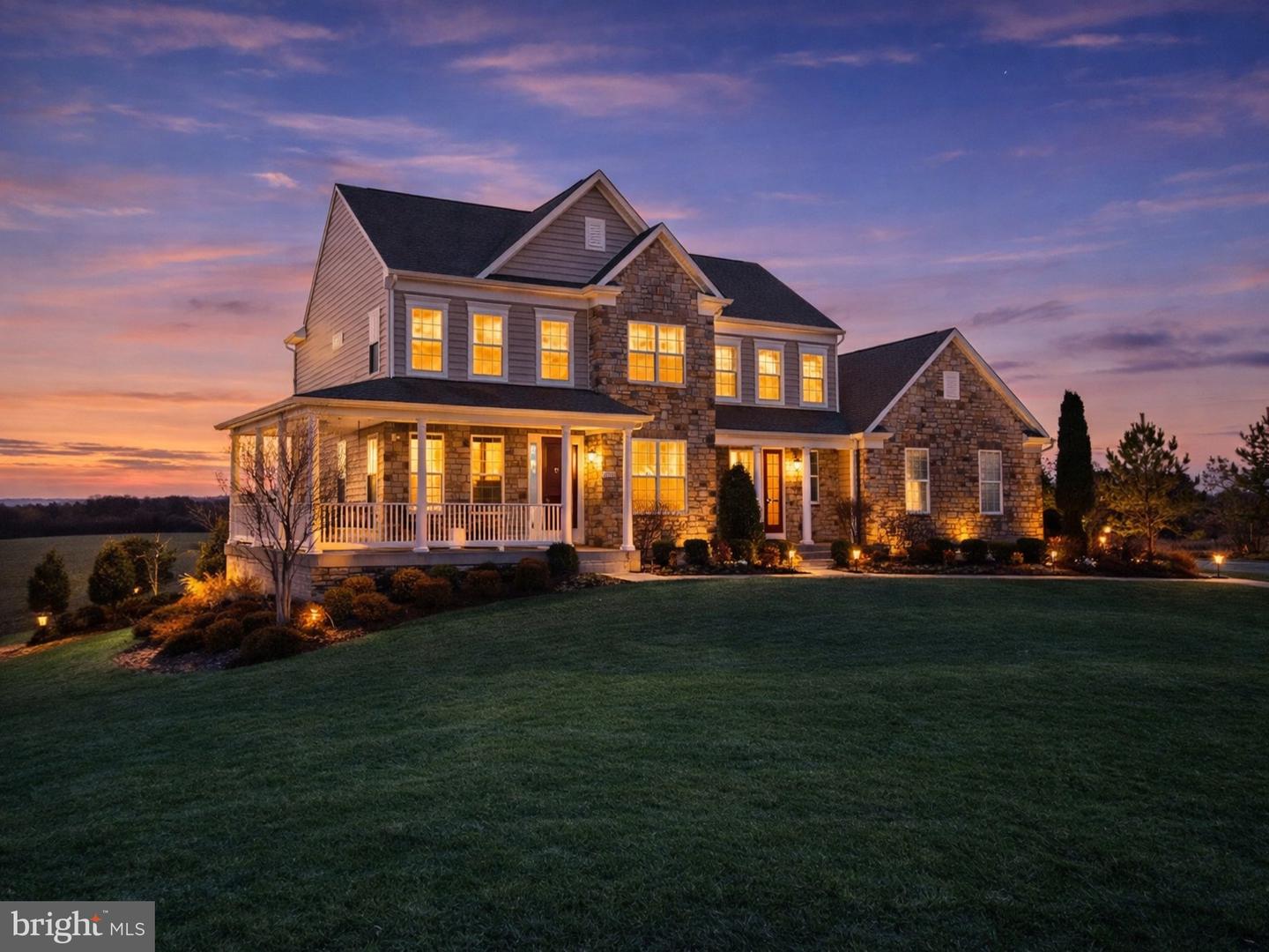 14342 TROTTERS RIDGE PL, NOKESVILLE, Virginia 20181, 5 Bedrooms Bedrooms, ,5 BathroomsBathrooms,Residential,For sale,14342 TROTTERS RIDGE PL,VAPW2112976 MLS # VAPW2112976