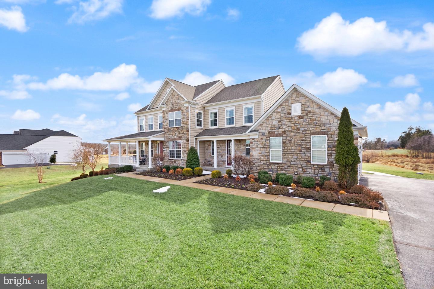 14342 TROTTERS RIDGE PL, NOKESVILLE, Virginia 20181, 5 Bedrooms Bedrooms, ,5 BathroomsBathrooms,Residential,For sale,14342 TROTTERS RIDGE PL,VAPW2112976 MLS # VAPW2112976