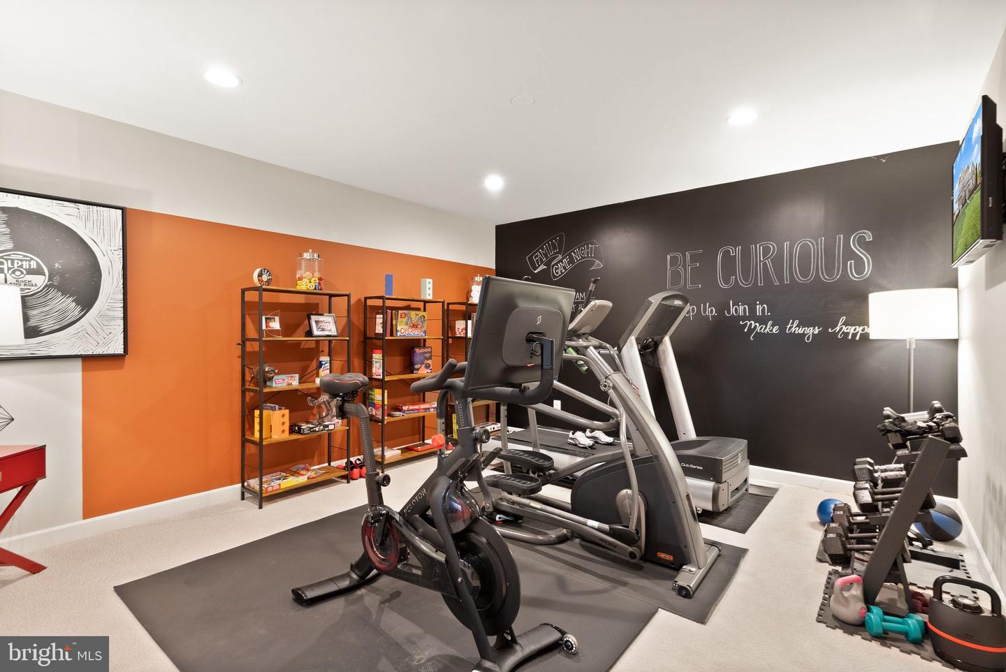 14342 TROTTERS RIDGE PL, NOKESVILLE, Virginia 20181, 5 Bedrooms Bedrooms, ,5 BathroomsBathrooms,Residential,For sale,14342 TROTTERS RIDGE PL,VAPW2112976 MLS # VAPW2112976