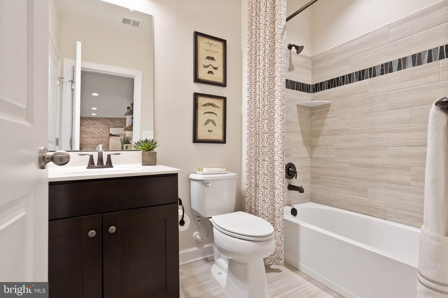 14342 TROTTERS RIDGE PL, NOKESVILLE, Virginia 20181, 5 Bedrooms Bedrooms, ,5 BathroomsBathrooms,Residential,For sale,14342 TROTTERS RIDGE PL,VAPW2112976 MLS # VAPW2112976