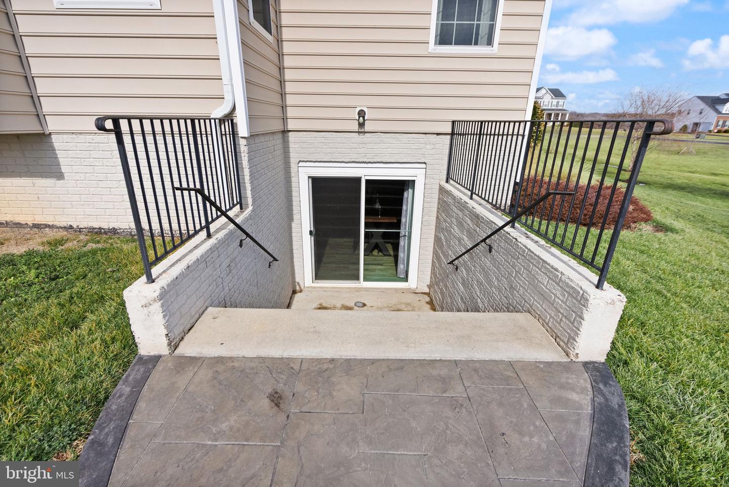 14342 TROTTERS RIDGE PL, NOKESVILLE, Virginia 20181, 5 Bedrooms Bedrooms, ,5 BathroomsBathrooms,Residential,For sale,14342 TROTTERS RIDGE PL,VAPW2112976 MLS # VAPW2112976