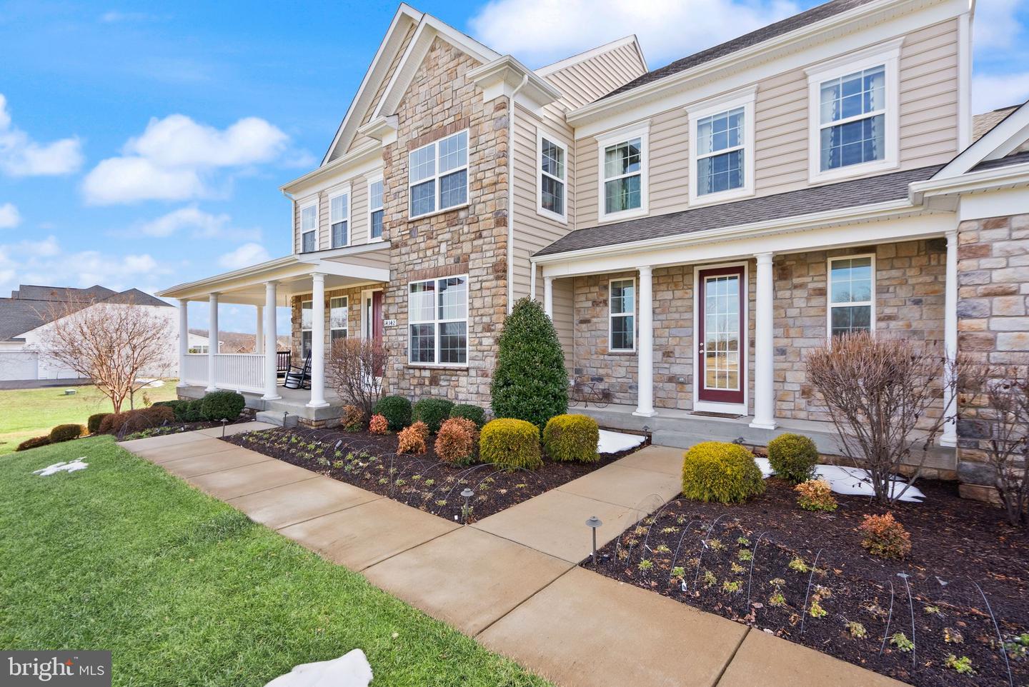 14342 TROTTERS RIDGE PL, NOKESVILLE, Virginia 20181, 5 Bedrooms Bedrooms, ,5 BathroomsBathrooms,Residential,For sale,14342 TROTTERS RIDGE PL,VAPW2112976 MLS # VAPW2112976