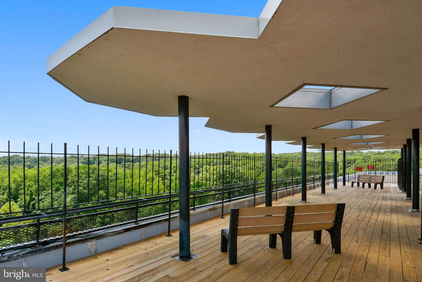 6621 WAKEFIELD DR #812, ALEXANDRIA, Virginia 22307, 1 Bedroom Bedrooms, 5 Rooms Rooms,1 BathroomBathrooms,Residential,For sale,6621 WAKEFIELD DR #812,VAFX2292162 MLS # VAFX2292162