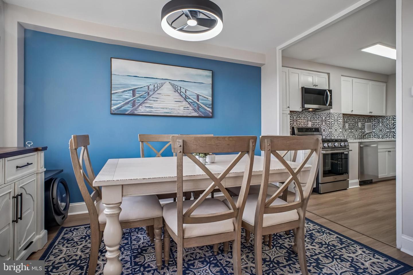 6621 WAKEFIELD DR #812, ALEXANDRIA, Virginia 22307, 1 Bedroom Bedrooms, 5 Rooms Rooms,1 BathroomBathrooms,Residential,For sale,6621 WAKEFIELD DR #812,VAFX2292162 MLS # VAFX2292162